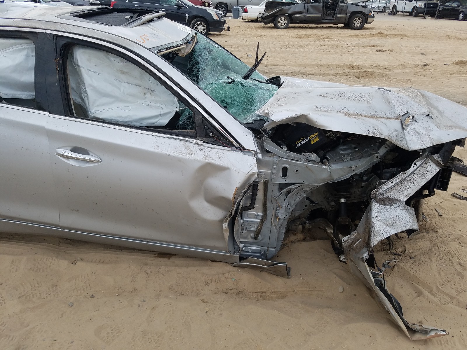 Photo 9 from auction – 2015 INFINITI Q50 BASE with VIN JN1BV7ARXFM394871