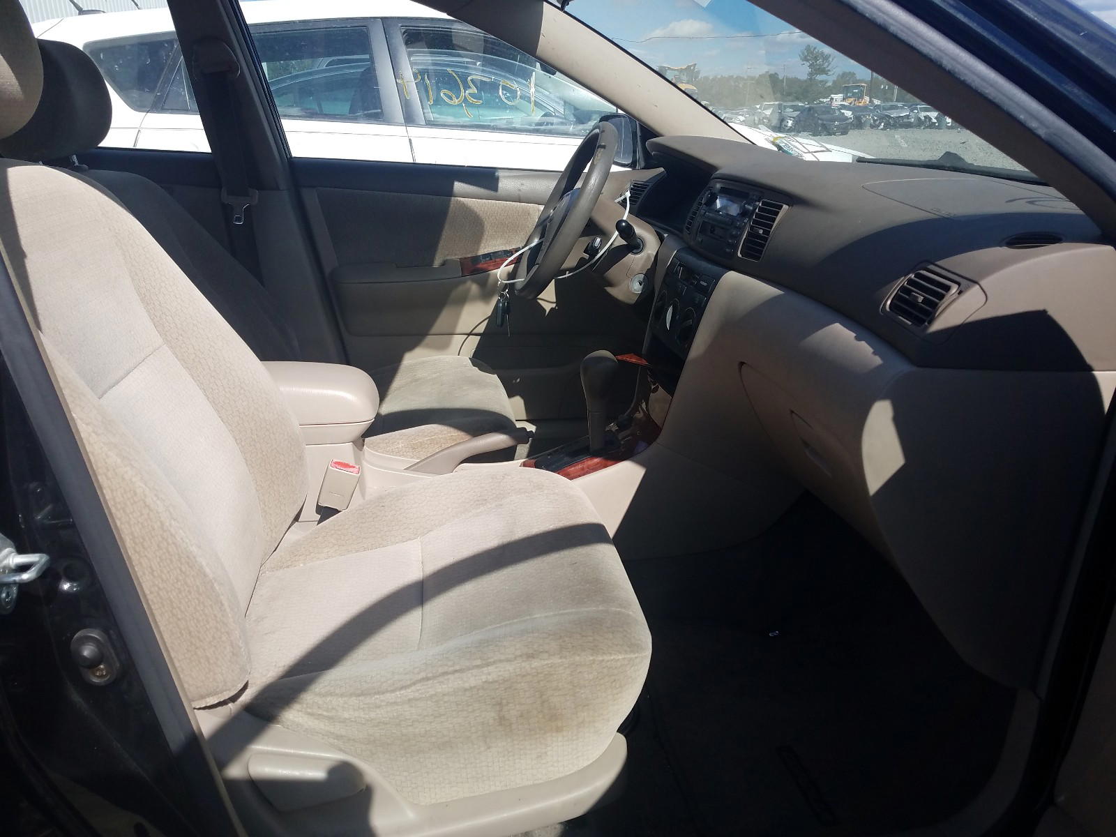Photo 5 from auction – 2003 TOYOTA COROLLA CE with VIN JTDBR32E530038773