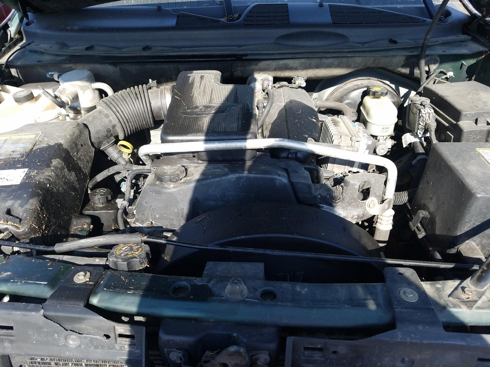 Photo 7 from auction – 2005 GMC ENVOY with VIN 1GKDT13S152329012