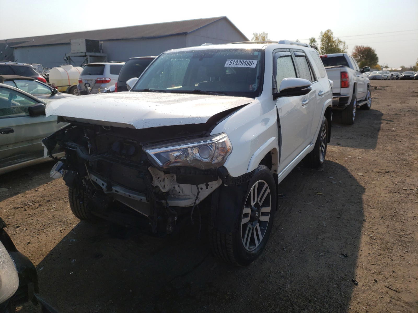 Photo 2 from auction – 2016 TOYOTA 4RUNNER SR with VIN JTEBU5JR4G5311768