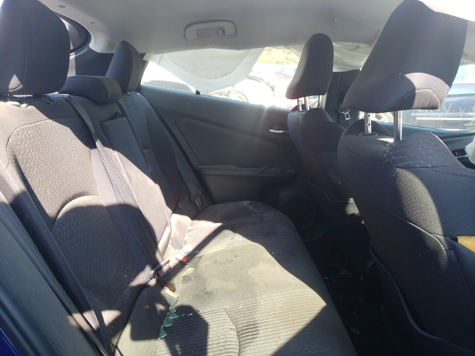 Photo 6 from auction – 2018 TOYOTA PRIUS with VIN JTDKBRFU4J3066536