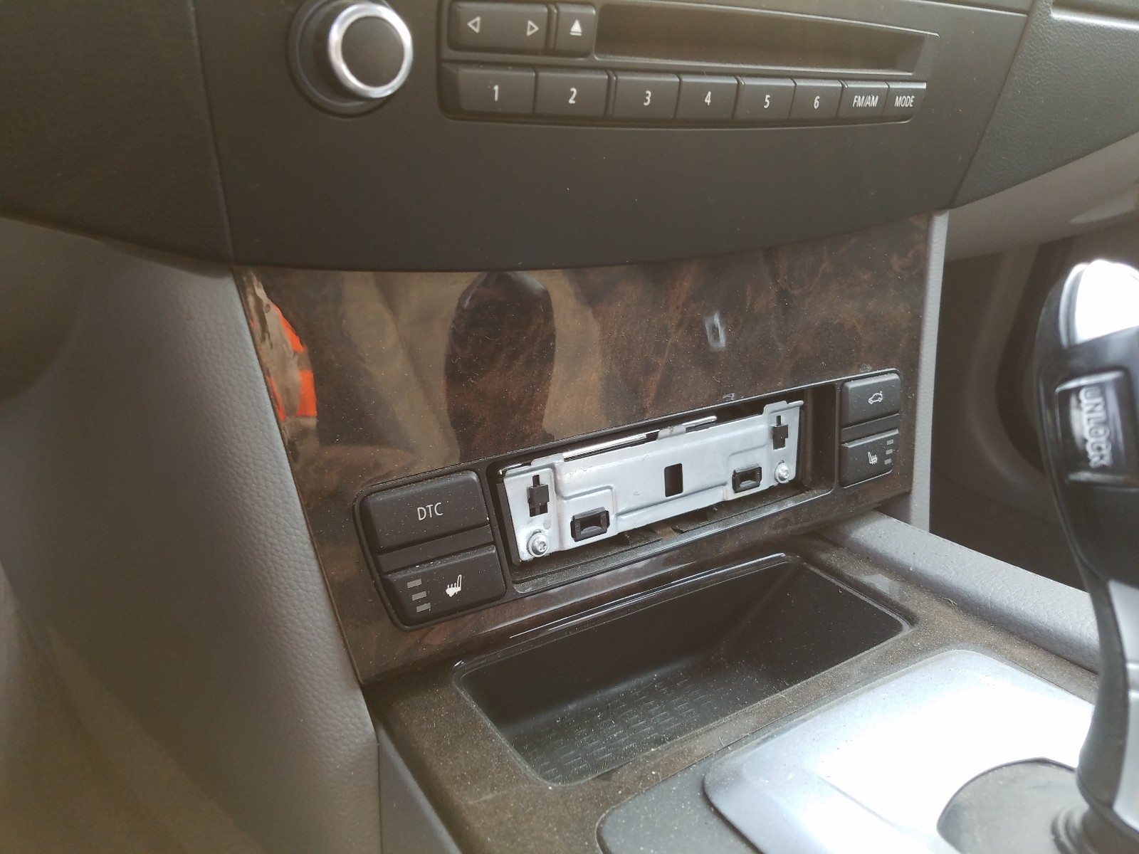 Photo 9 from auction – 2010 BMW 535 XI with VIN WBANV9C55AC391081