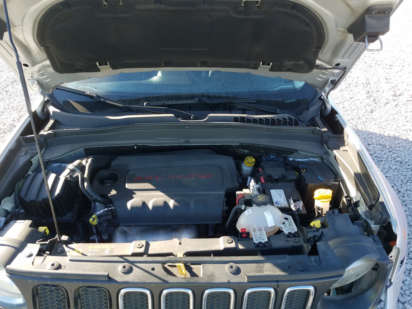 Photo 7 from auction – 2016 JEEP RENEGADE S with VIN ZACCJAAT5GPD12408