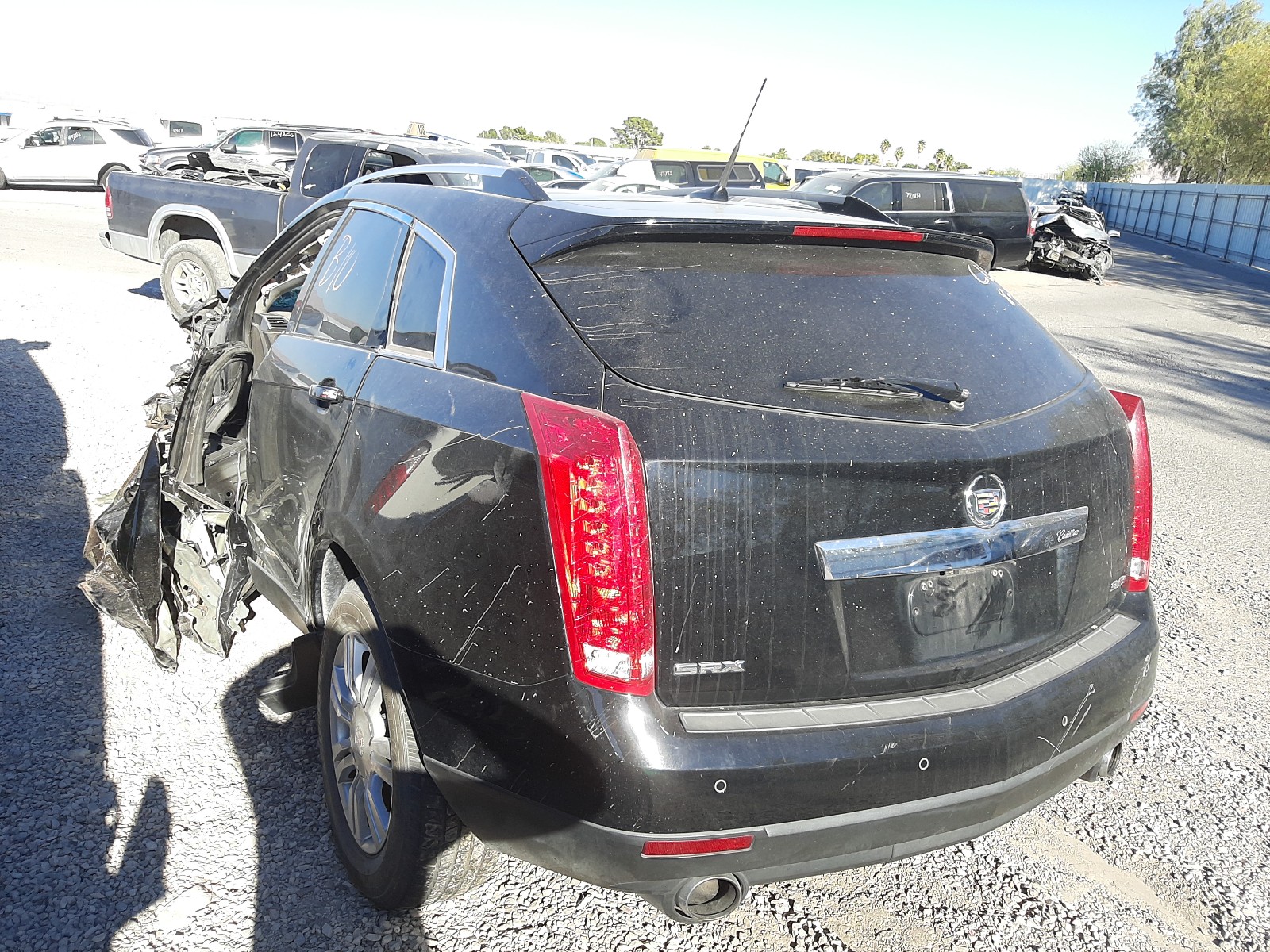 Photo 3 from auction – 2014 CADILLAC SRX LUXURY with VIN 3GYFNBE35ES680353