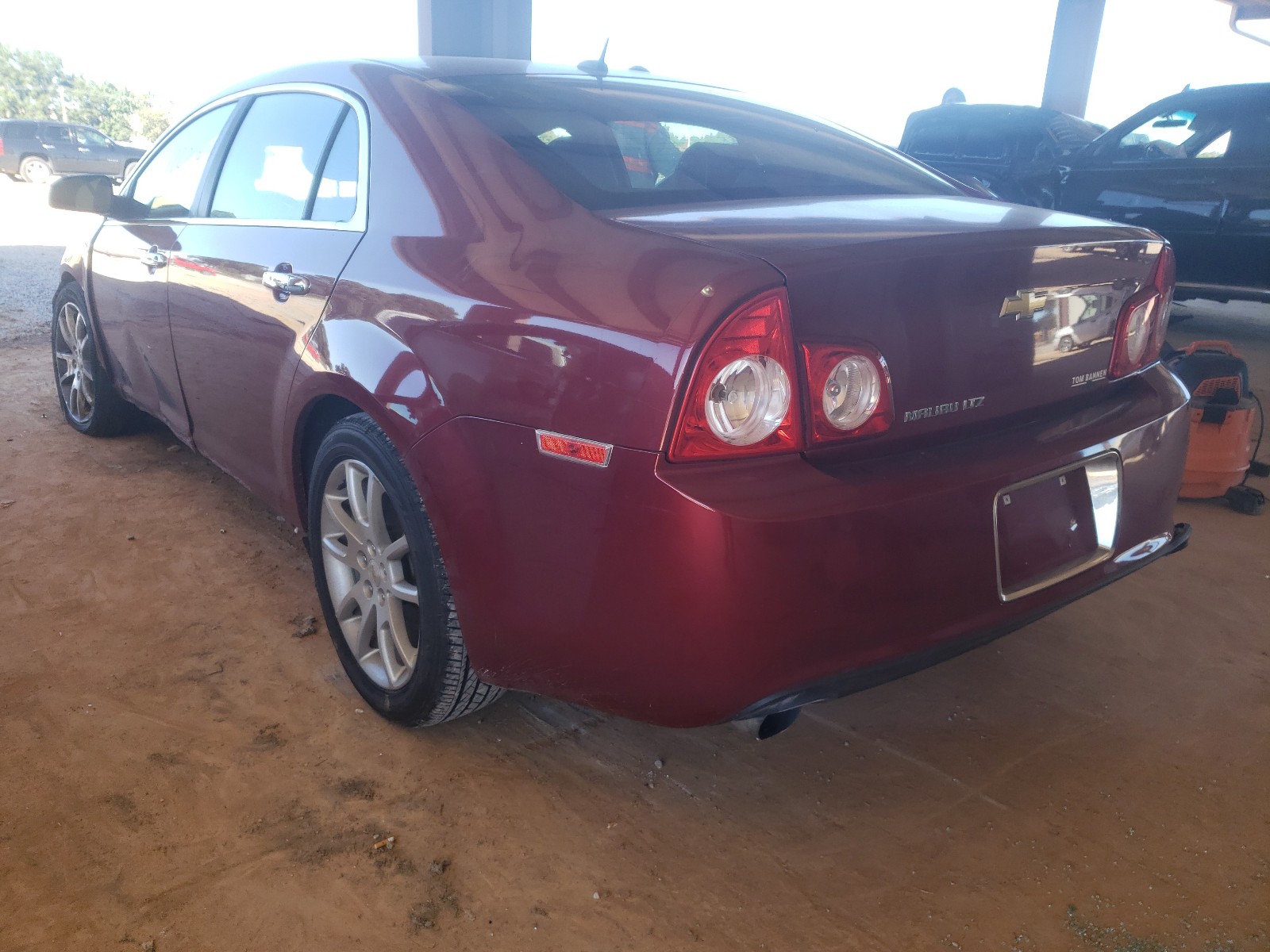 Photo 3 from auction – 2011 CHEVROLET MALIBU LTZ with VIN 1G1ZE5E78BF310448