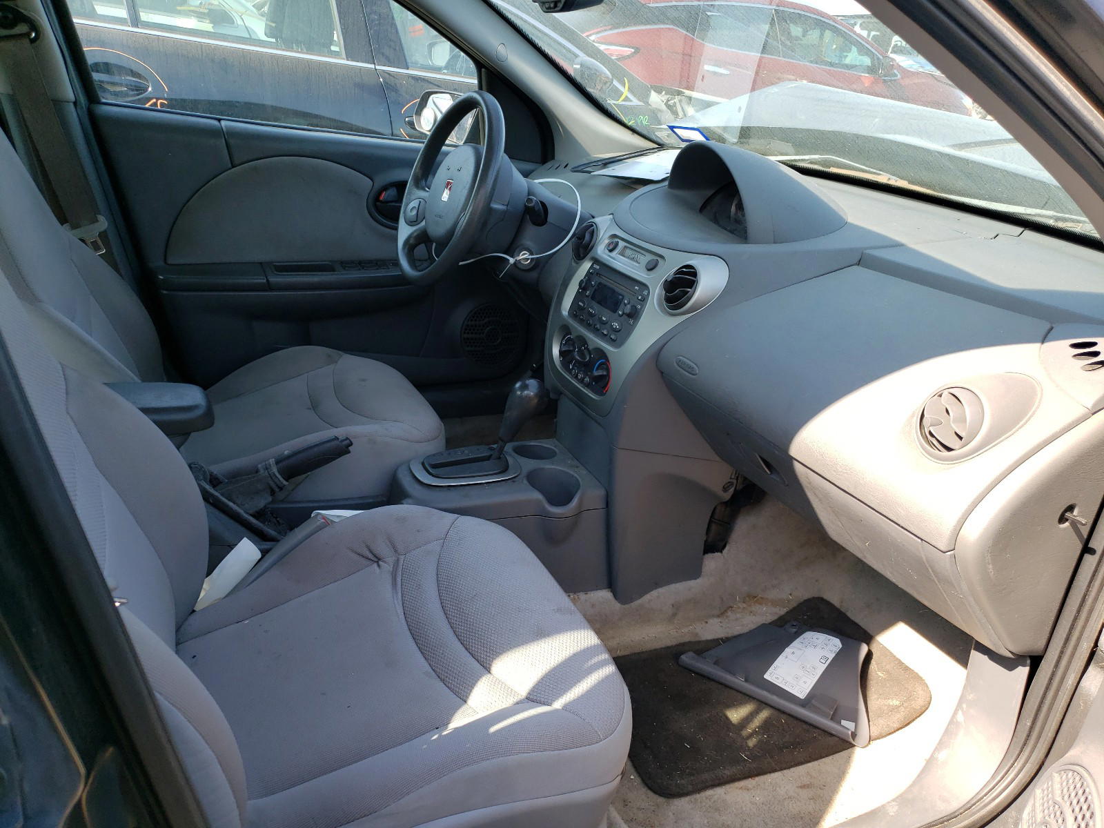 Photo 5 from auction – 2004 SATURN ION LEVEL with VIN 1G8AJ52F34Z165844