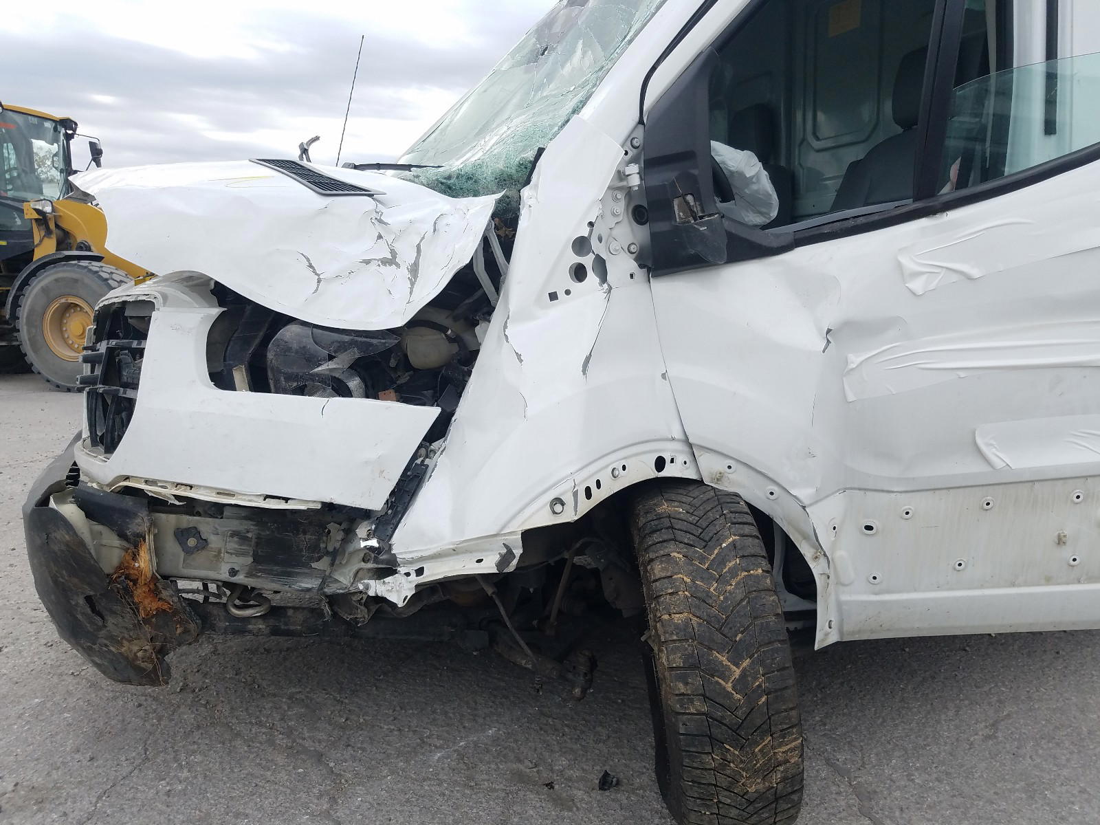Photo 9 from auction – 2017 FORD TRANSIT T- with VIN 1FTYR2CM3HKB24878
