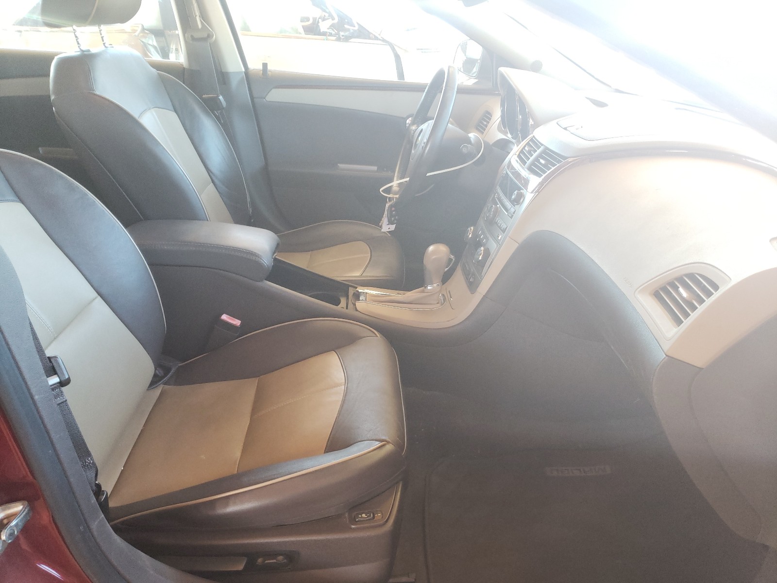 Photo 5 from auction – 2011 CHEVROLET MALIBU LTZ with VIN 1G1ZE5E78BF310448
