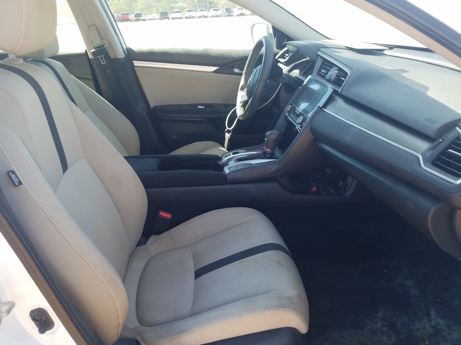 صورة رقم 5 من المزاد - 2016 HONDA CIVIC EX مع VIN 2HGFC2F74GH546910