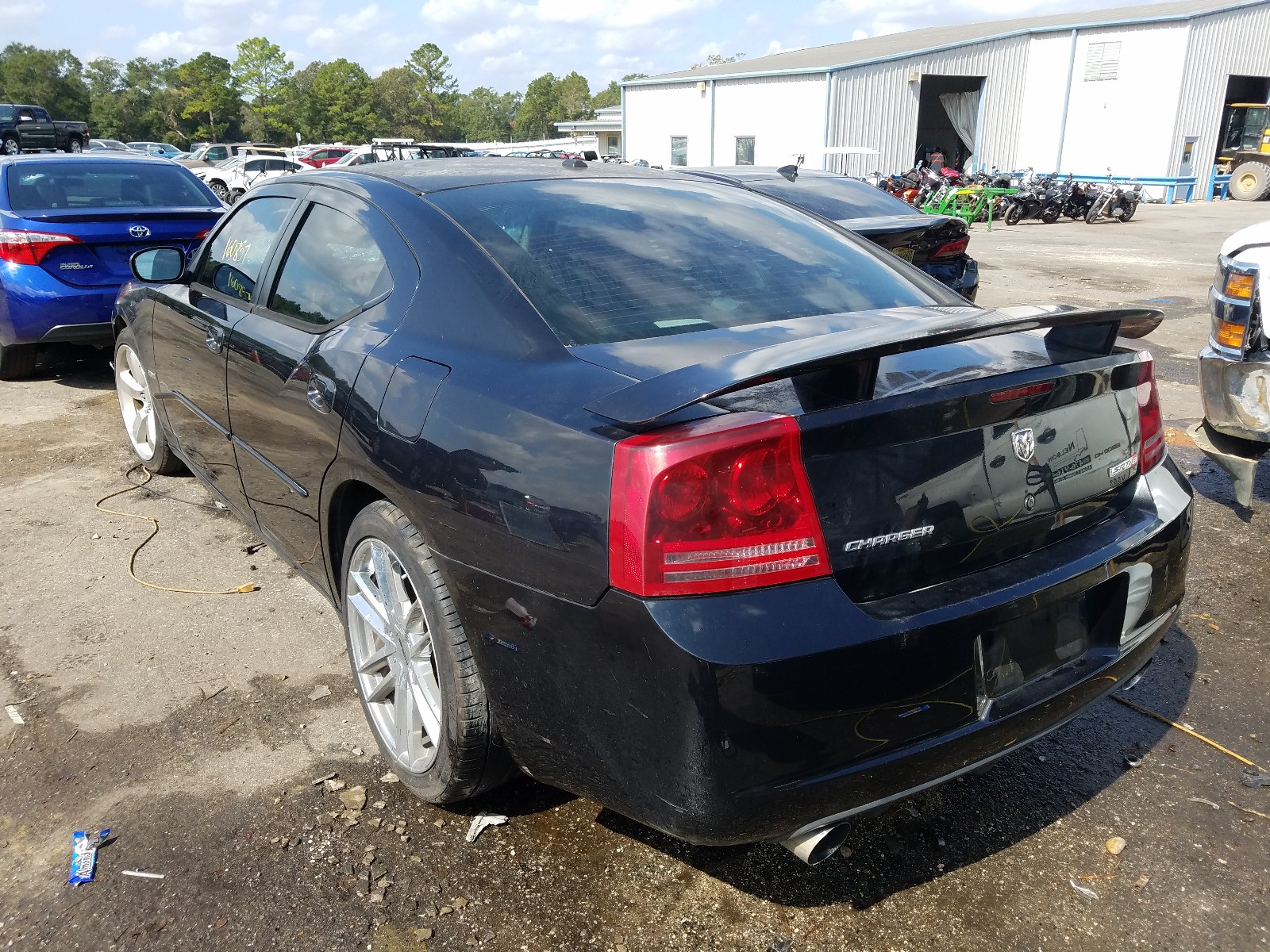 Photo 3 from auction – 2006 DODGE CHARGER SR with VIN 2B3KA73W26H283716