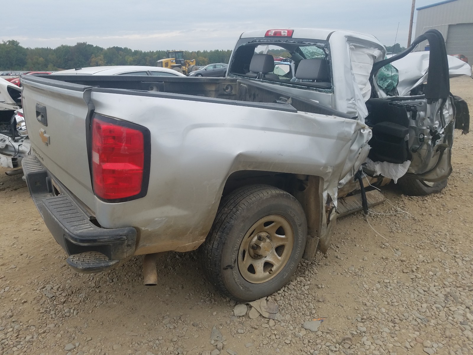 Photo 4 from auction – 2015 CHEVROLET SILVERADO with VIN 1GCNCPEH7FZ431637