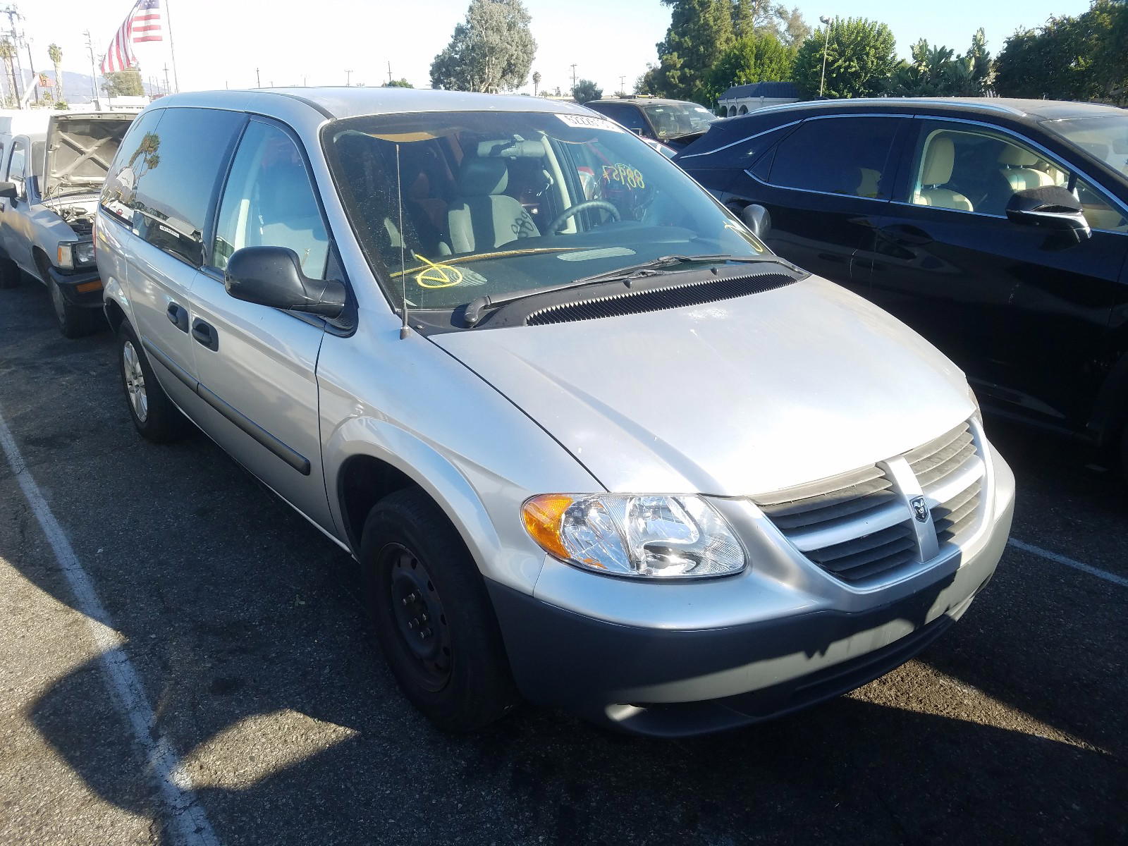 DODGE CARAVAN SE 2007 with VIN 1D4GP25B07B119846 - Photo from auction