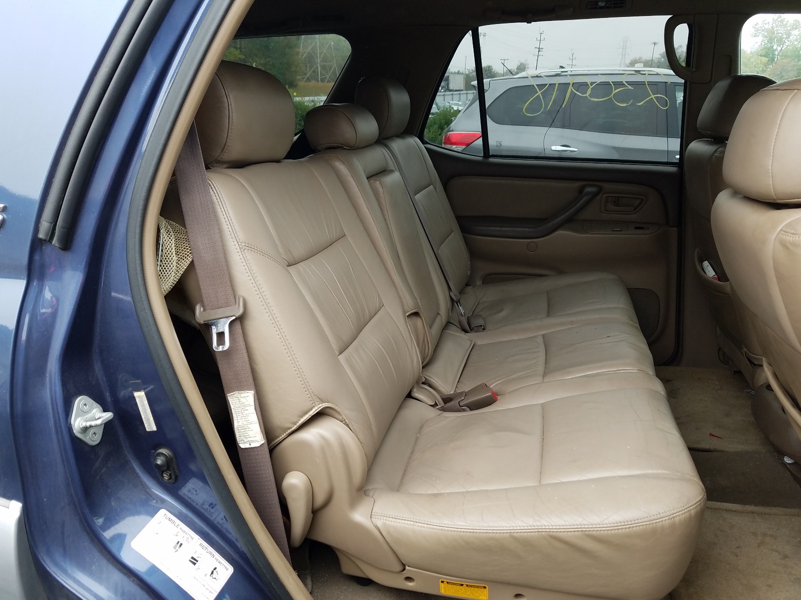 Photo 6 from auction – 2004 TOYOTA SEQUOIA SR with VIN 5TDZT34A34S216818