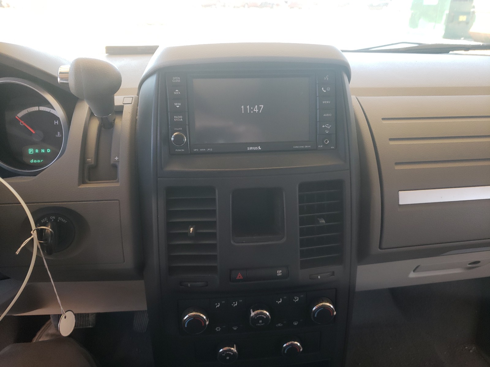 Photo 9 from auction – 2008 DODGE GRAND CARA with VIN 1D8HN44H18B179114