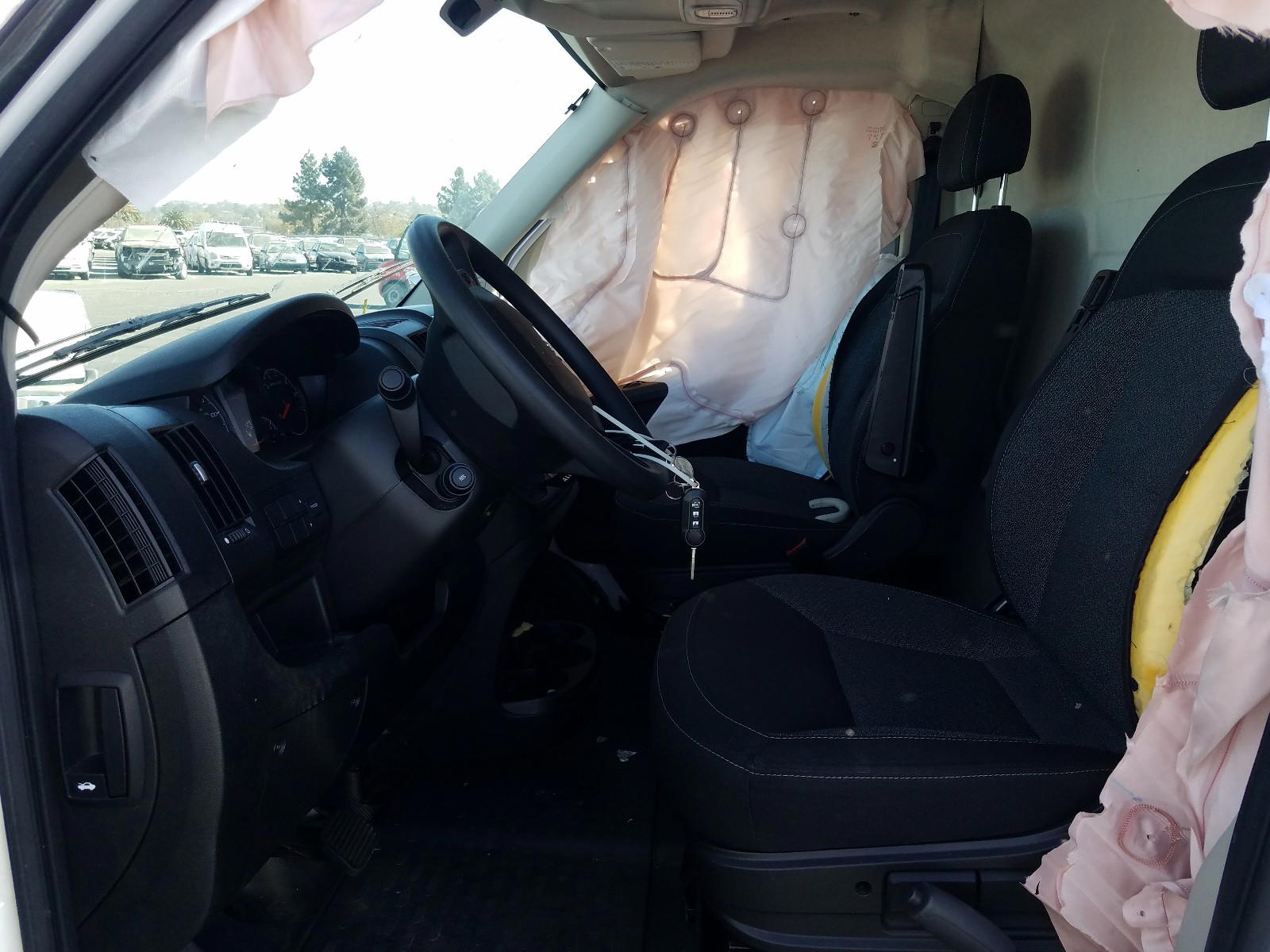 Photo 5 from auction – 2016 RAM PROMASTER with VIN 3C6TRVAG1GE136996