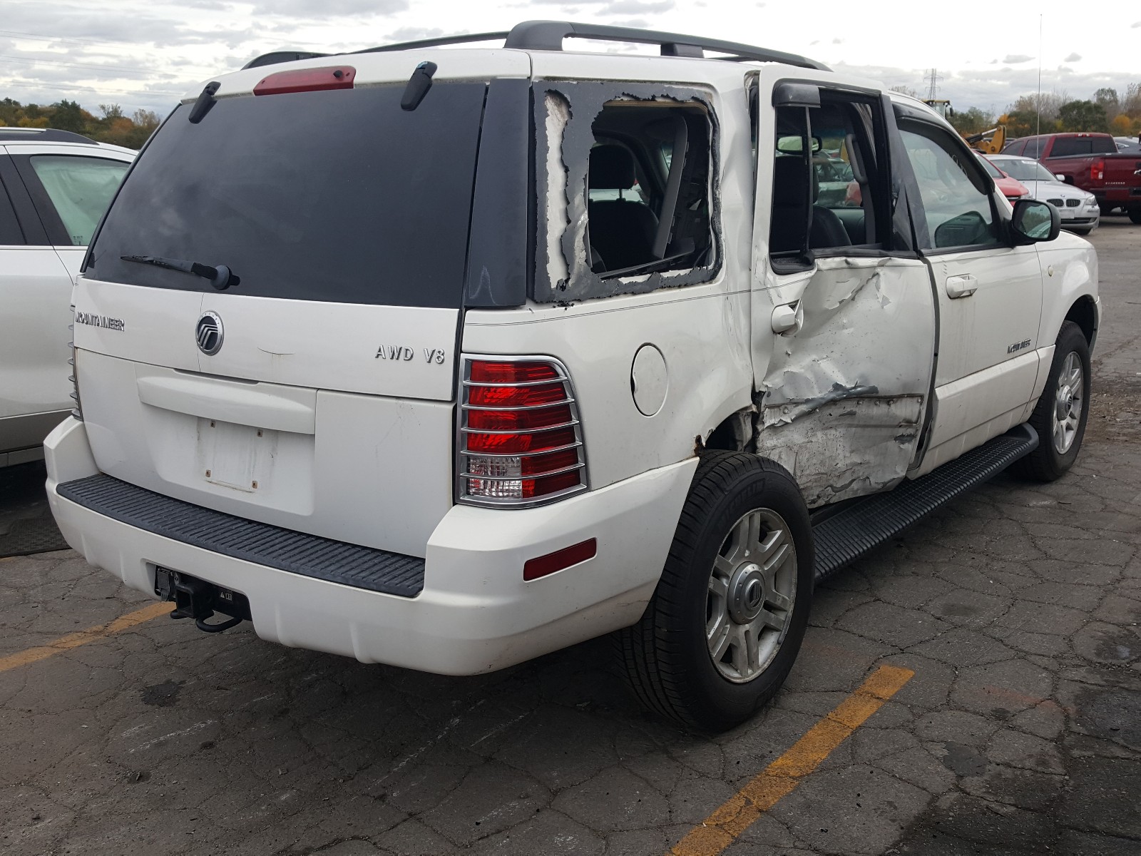 Zdjęcie 4 z aukcji – 2002 MERCURY MOUNTAINEE z VIN 4M2ZU86W42ZJ36825
