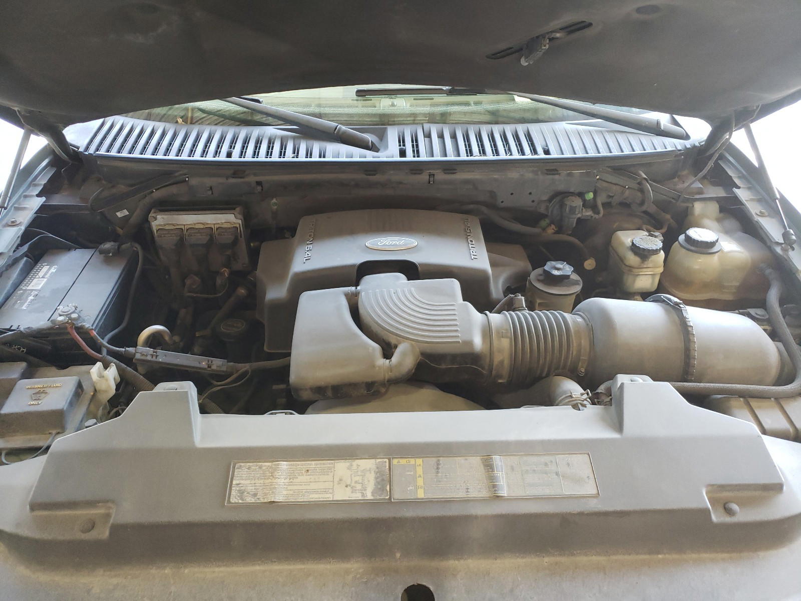 Photo 7 from auction – 2003 FORD EXPEDITION with VIN 1FMFU17LX3LA73265