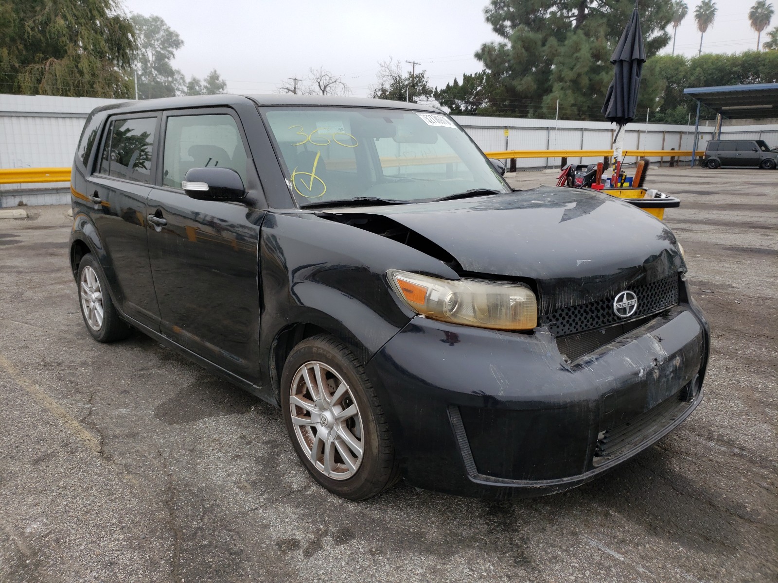 Photo 1 from auction – 2008 TOYOTA SCION with VIN JTLKE50EX81053835