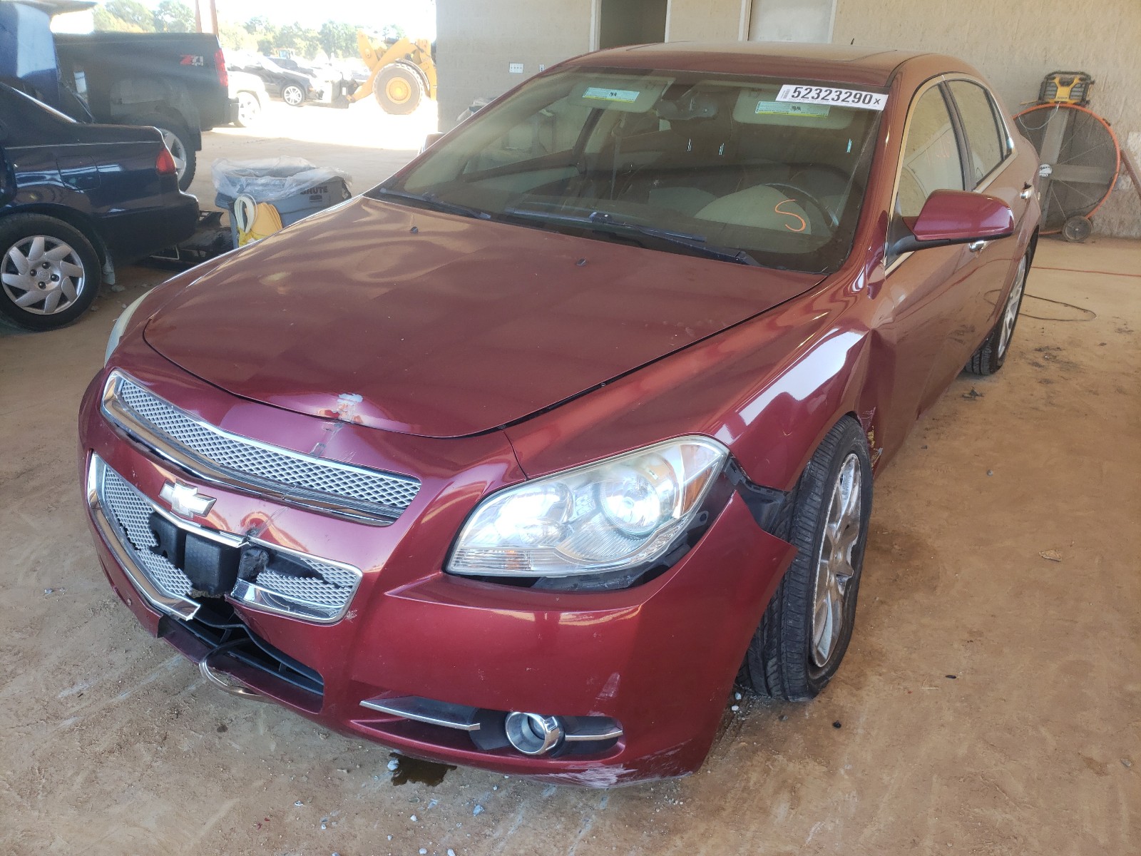 Photo 2 from auction – 2011 CHEVROLET MALIBU LTZ with VIN 1G1ZE5E78BF310448