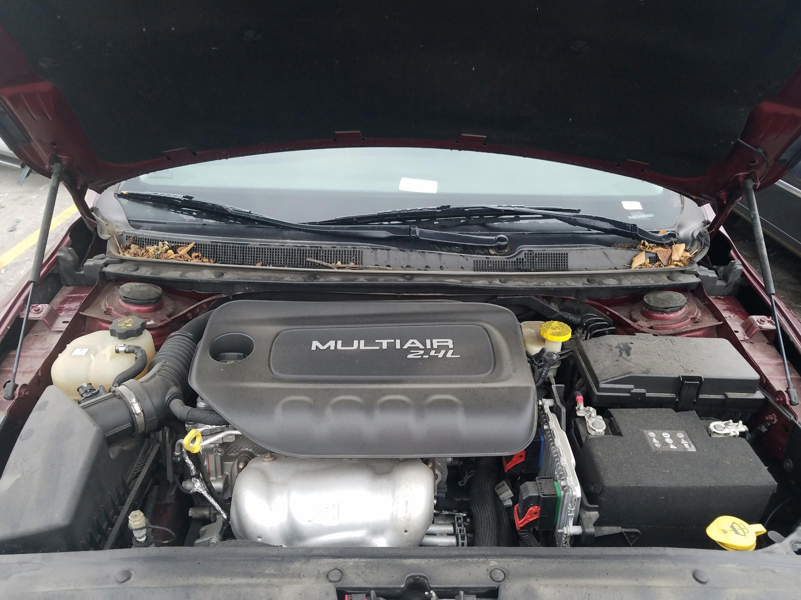 Photo 7 from auction – 2017 CHRYSLER 200 LIMITE with VIN 1C3CCCABXHN505813