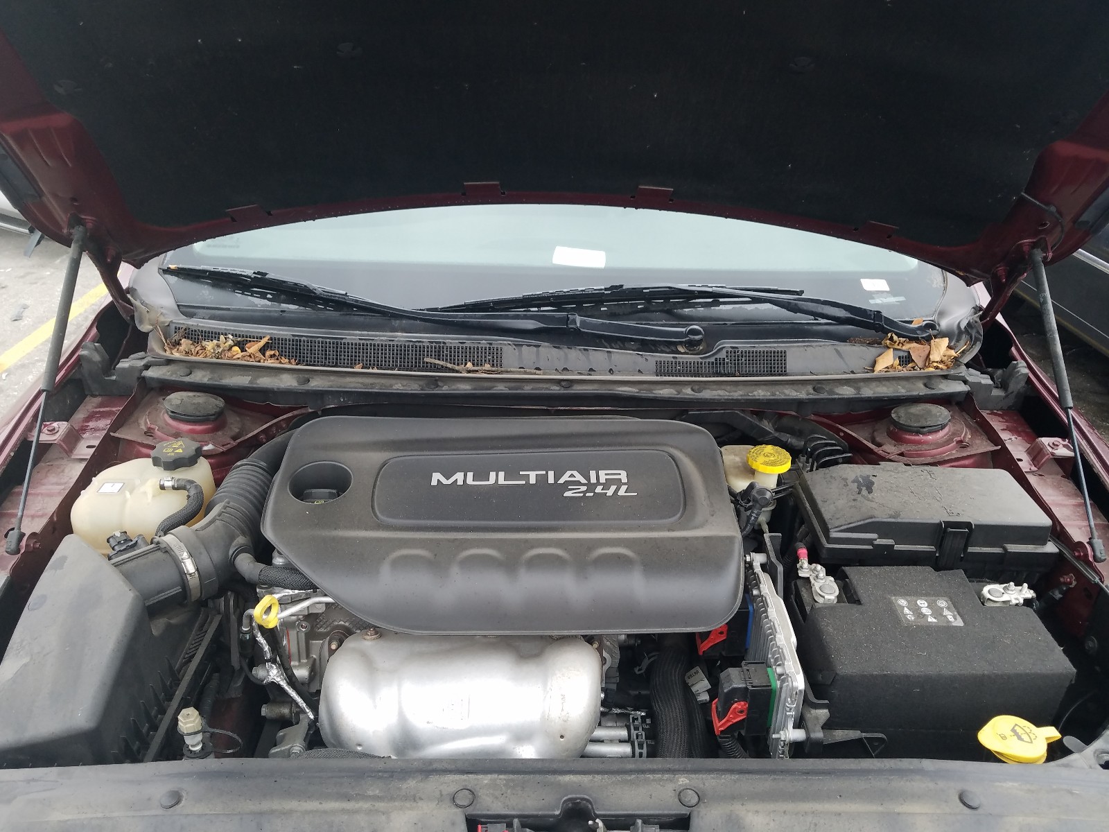 صورة رقم 7 من المزاد - 2017 CHRYSLER 200 LIMITE مع VIN 1C3CCCABXHN505813