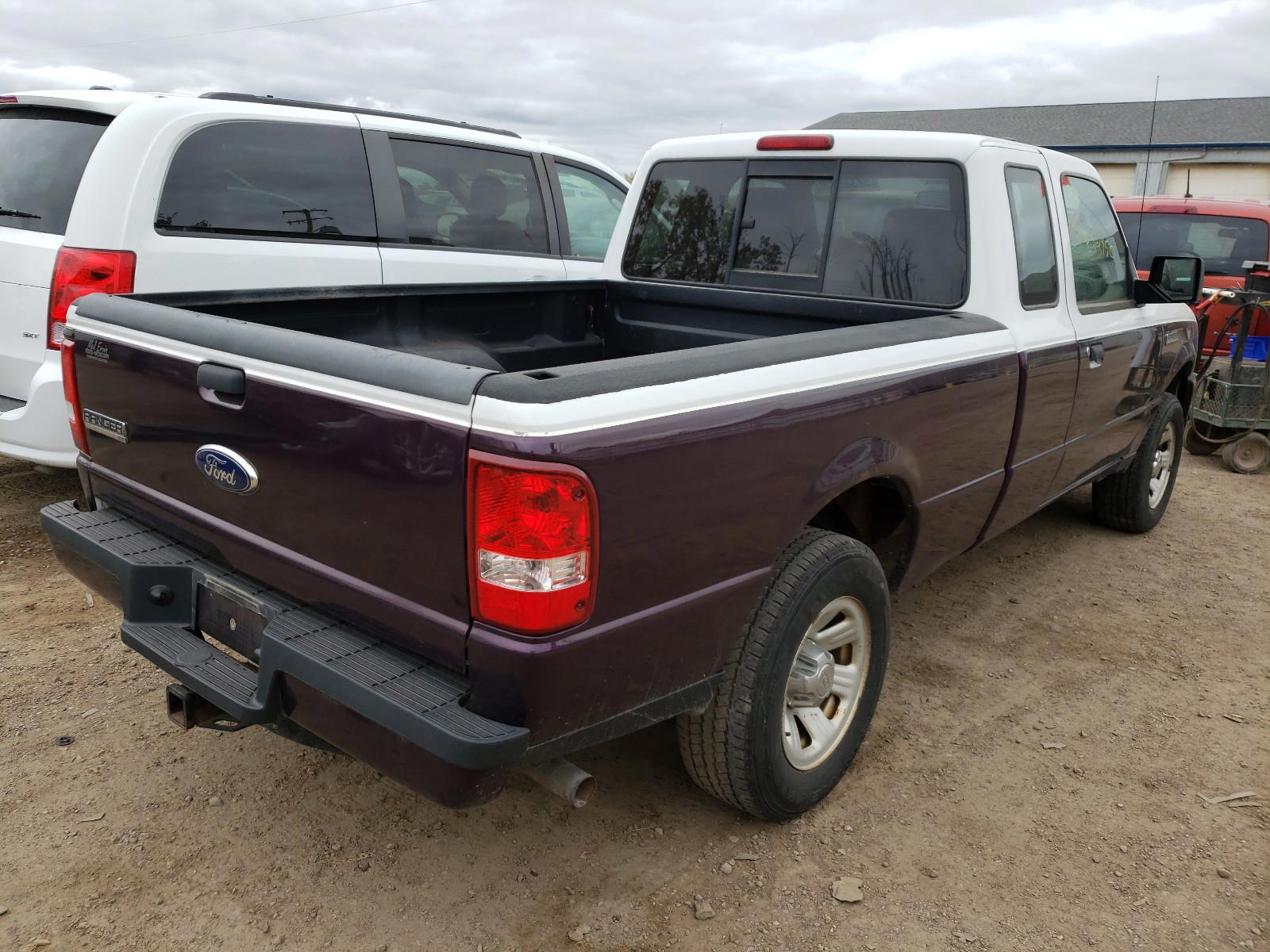Photo 4 from auction – 2011 FORD RANGER SUP with VIN 1FTKR1ED5BPA35093