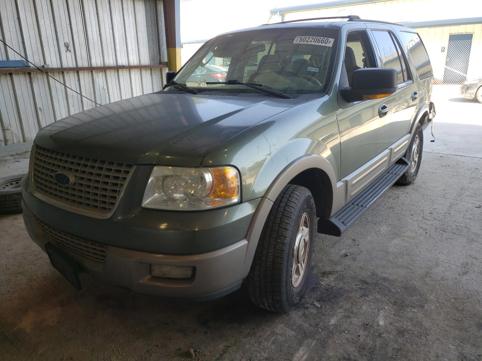 Photo 2 from auction – 2003 FORD EXPEDITION with VIN 1FMFU17LX3LA73265