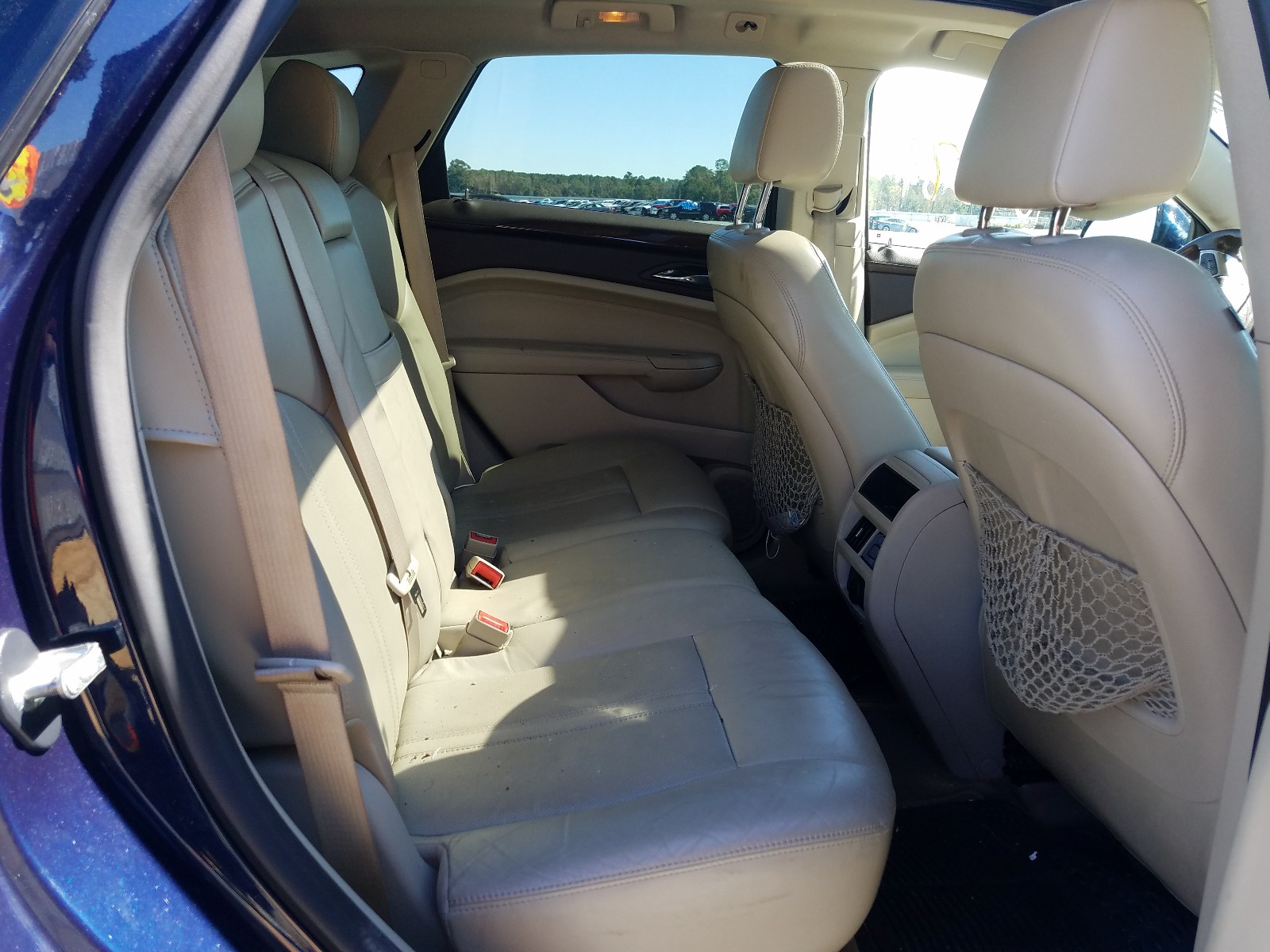 Photo 6 from auction – 2011 CADILLAC SRX LUXURY with VIN 3GYFNAEY2BS575092