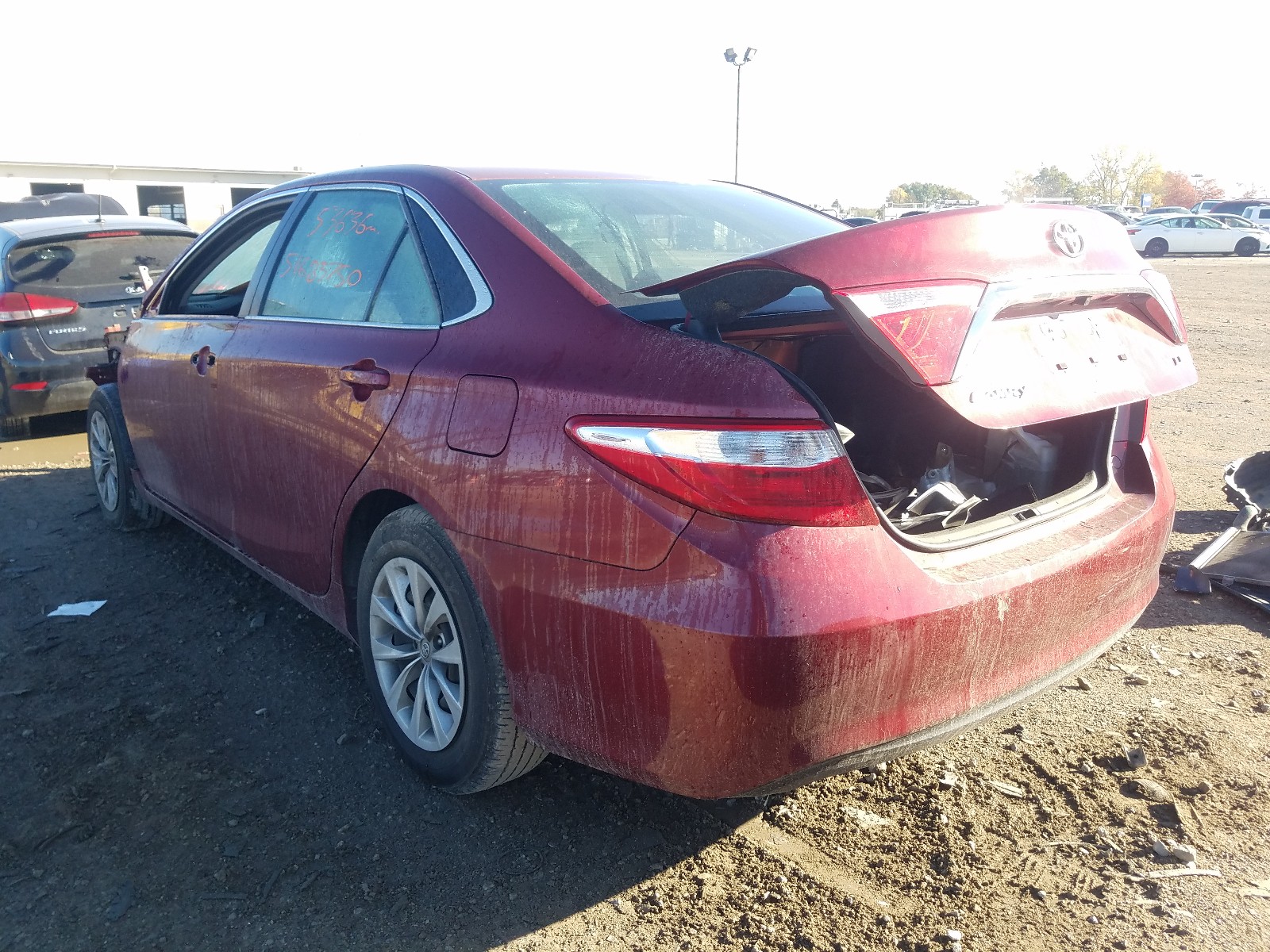 Photo 3 from auction – 2016 TOYOTA CAMRY LE with VIN 4T1BF1FK3GU614755