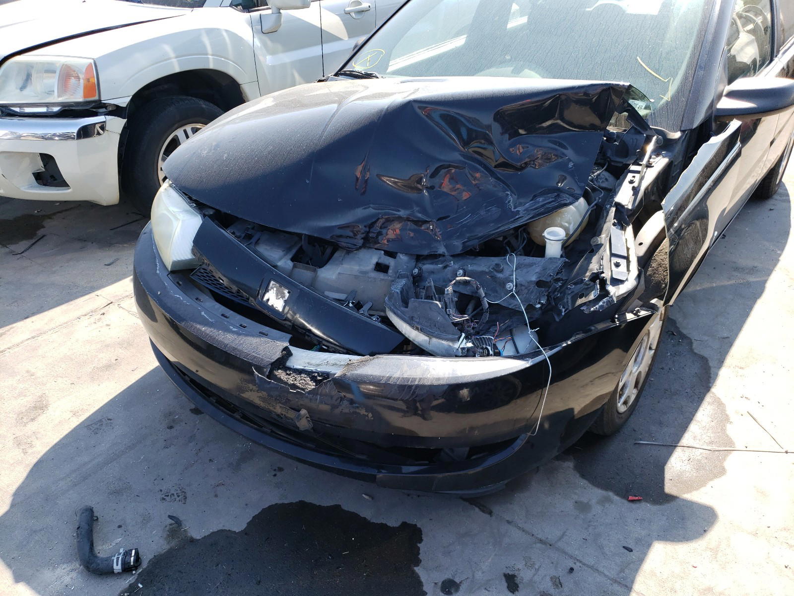 Photo 9 from auction – 2004 SATURN ION LEVEL with VIN 1G8AJ52F34Z165844
