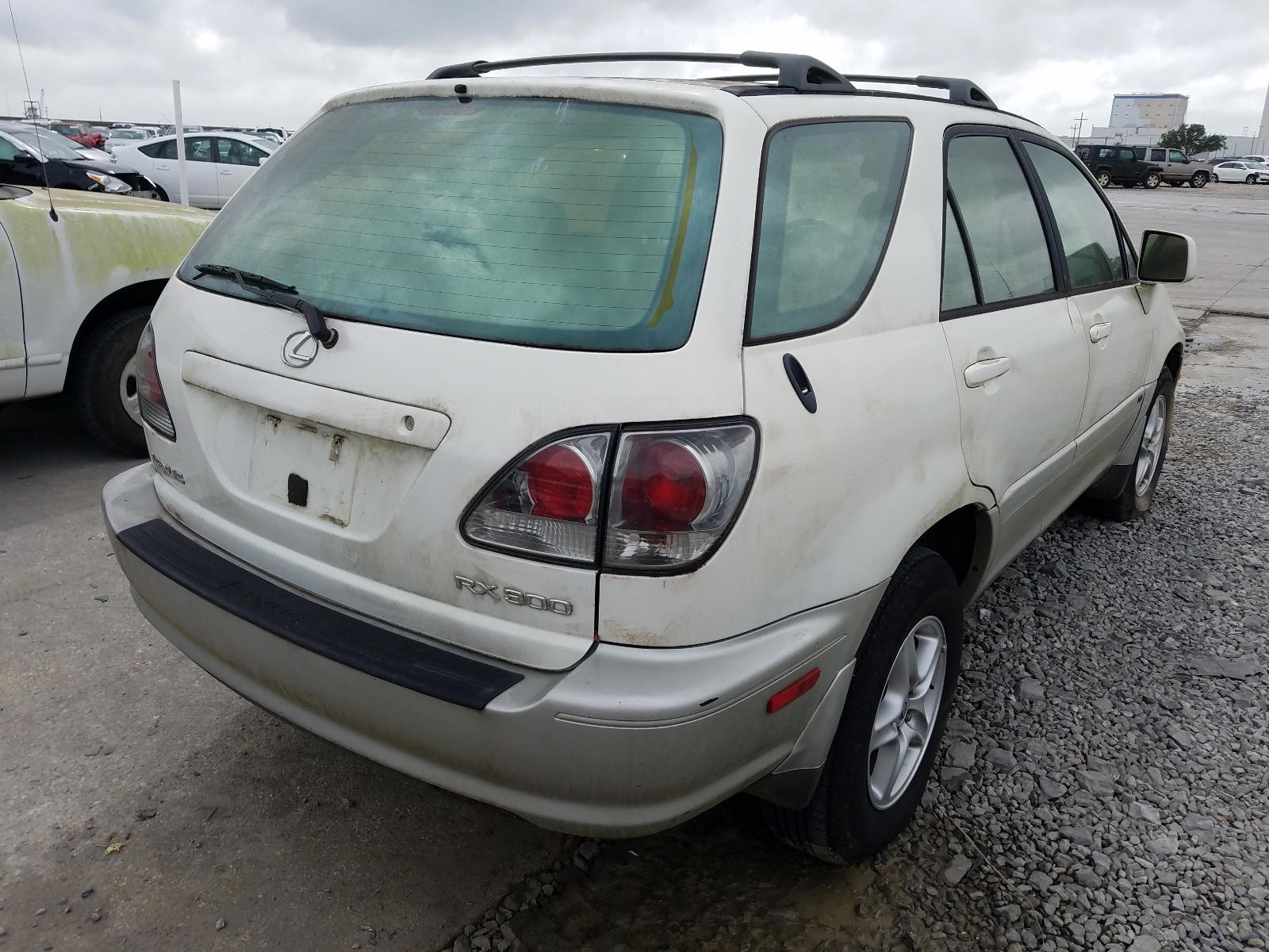 Photo 4 from auction – 2003 LEXUS RX 300 with VIN JTJGF10U230160243