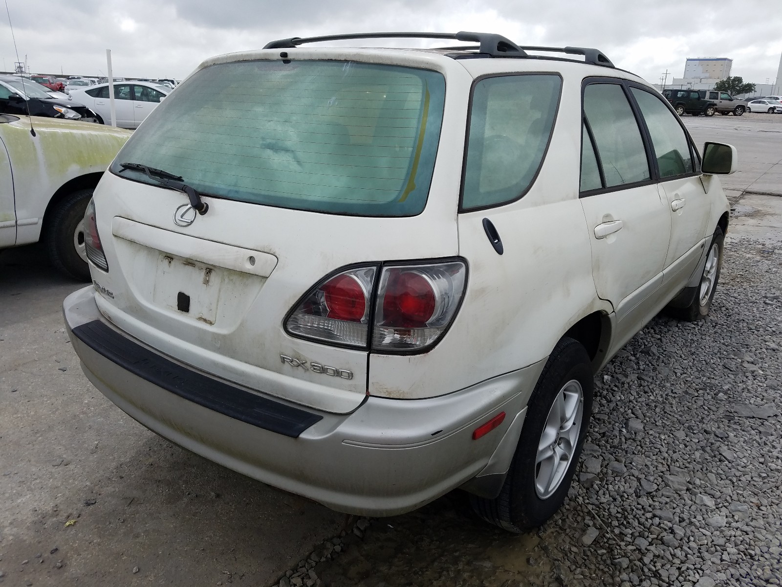 Фото 4 с аукциона – 2003 LEXUS RX 300 с VIN JTJGF10U230160243
