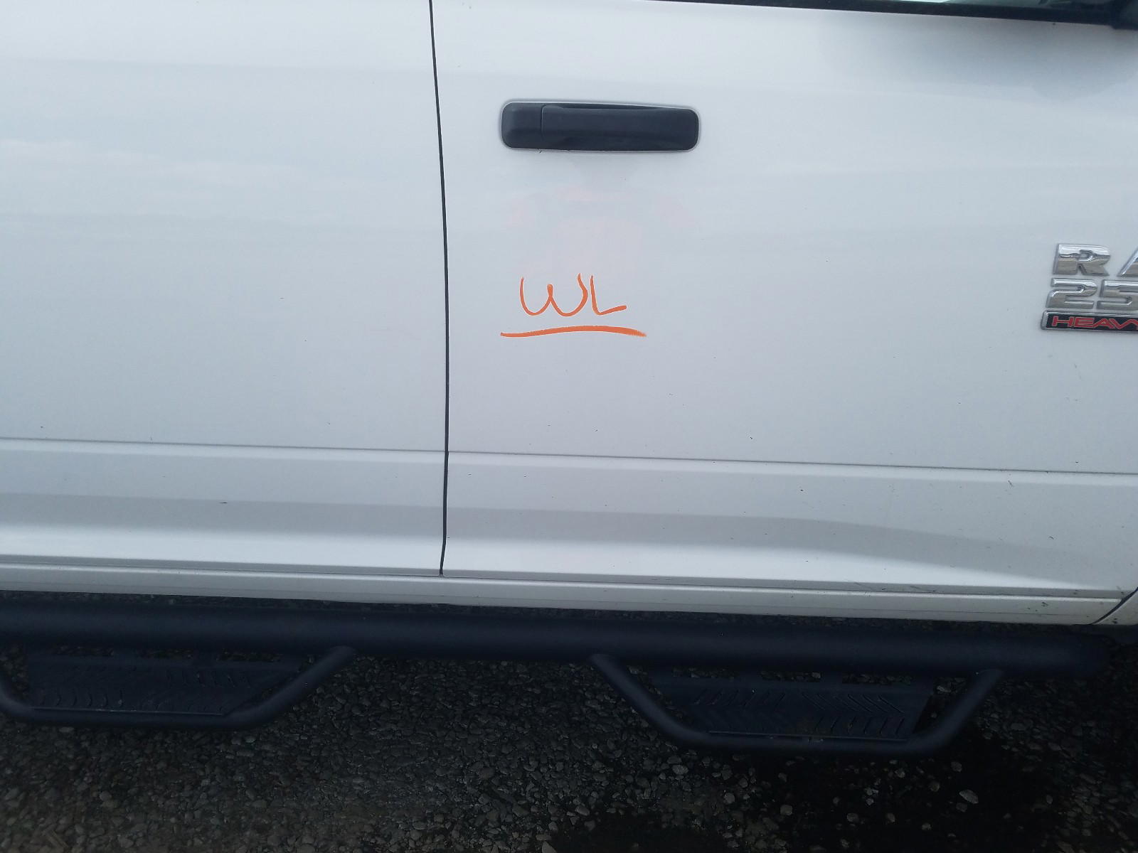 Photo 9 from auction – 2014 RAM 2500 ST with VIN 3C6UR5CL3EG163049