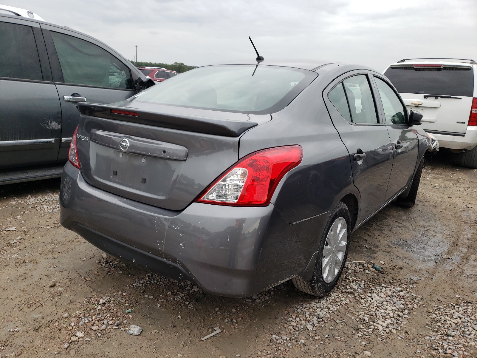 Photo 4 from auction – 2017 NISSAN VERSA S with VIN 3N1CN7AP2HL907711