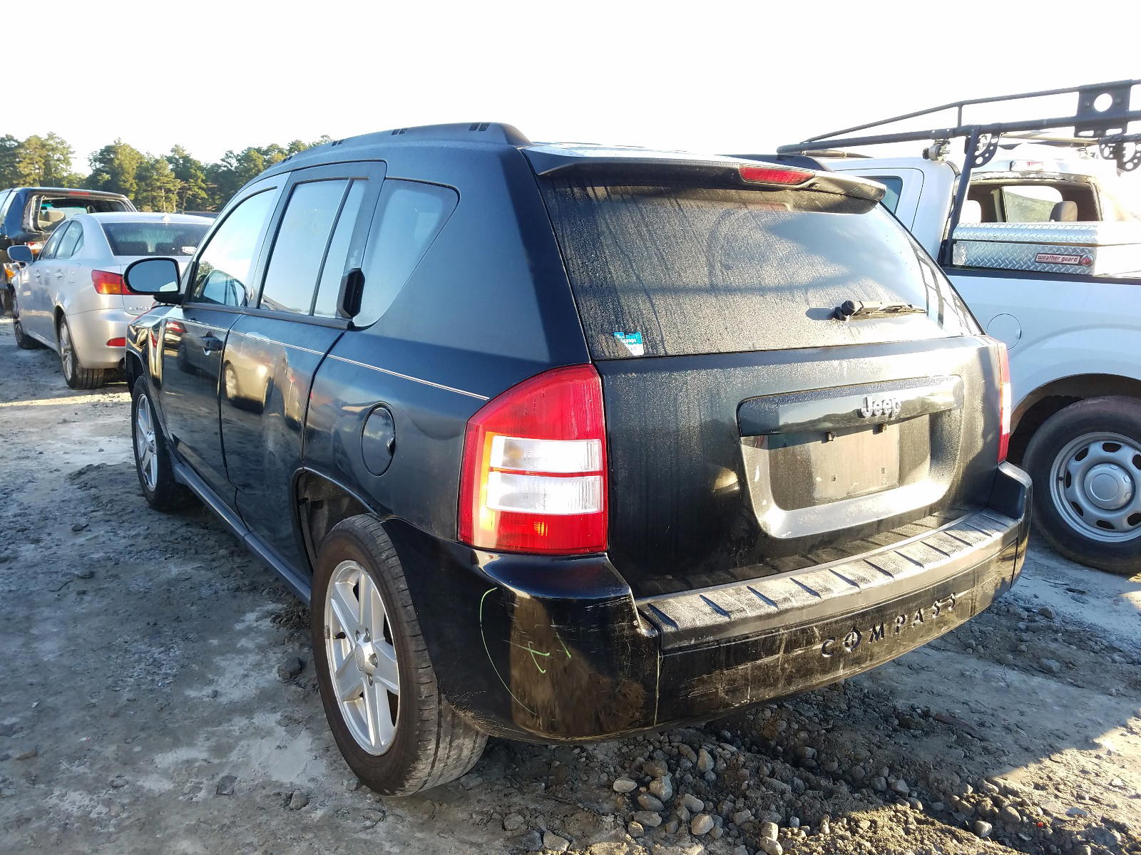 Photo 3 from auction – 2007 JEEP COMPASS with VIN 1J8FT47W97D190332