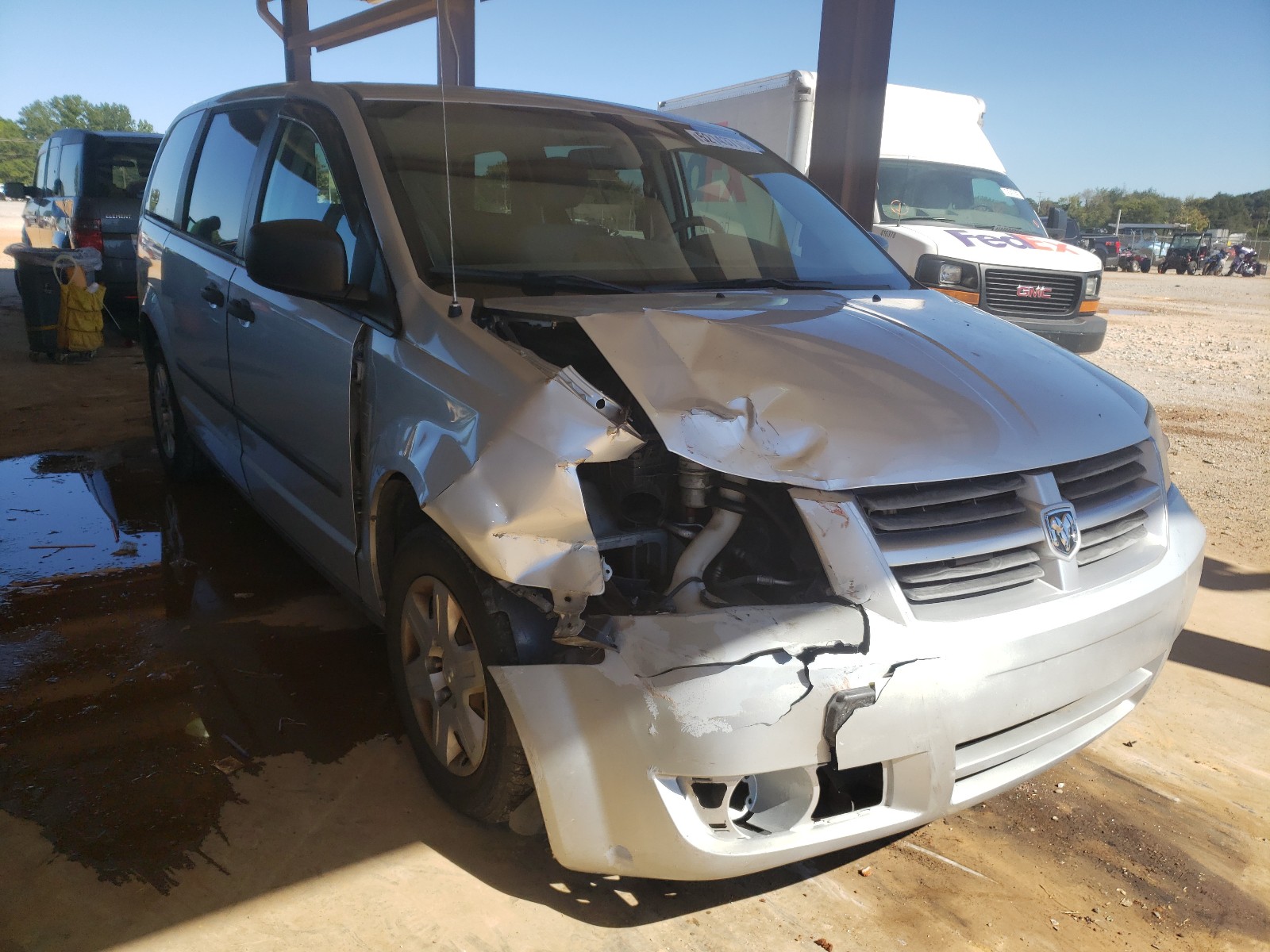 DODGE GRAND CARA 2008 with VIN 1D8HN44H18B179114 - Photo from auction
