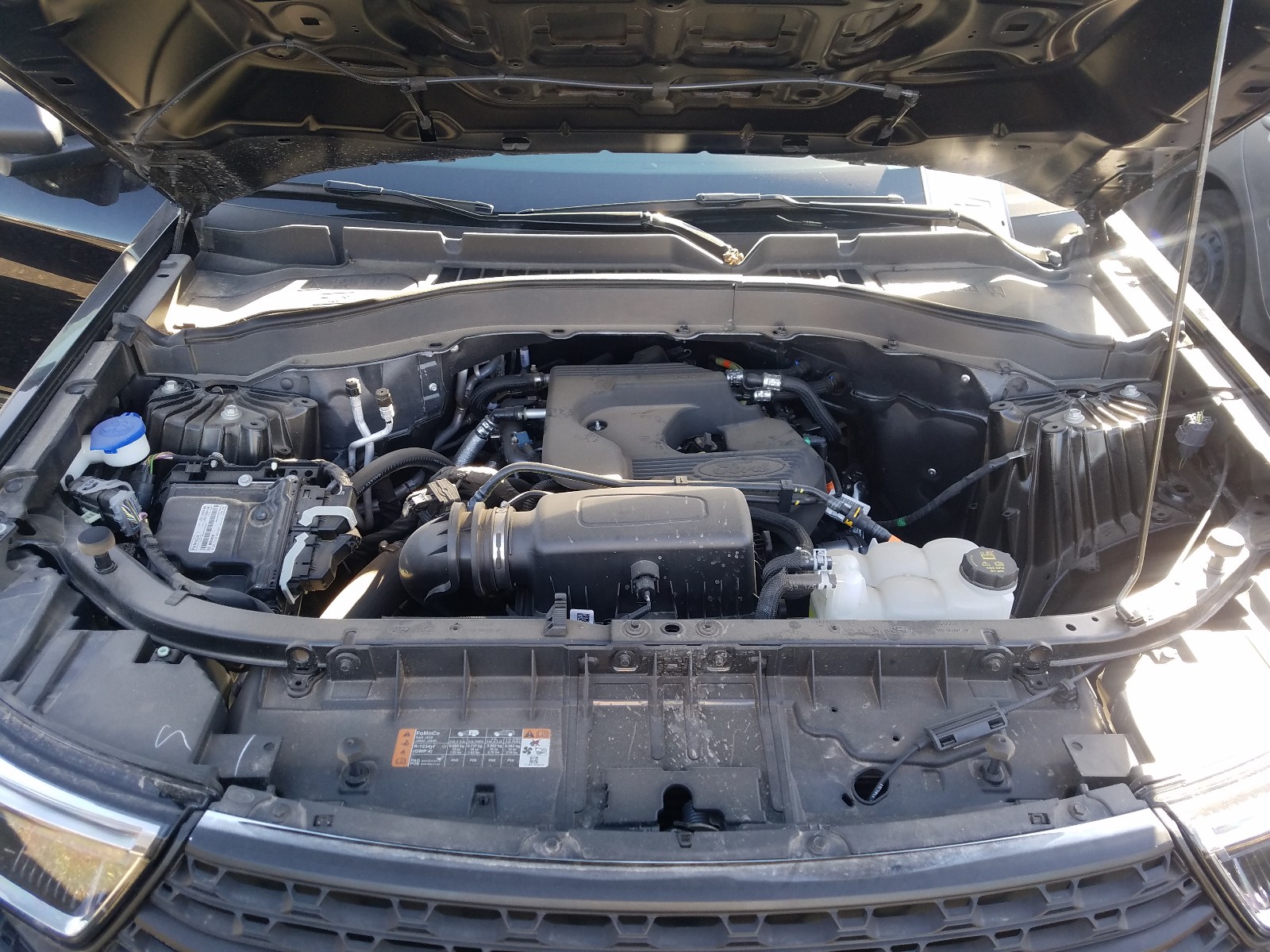 Photo 7 from auction – 2020 FORD EXPLORER X with VIN 1FMSK8DH6LGB75216