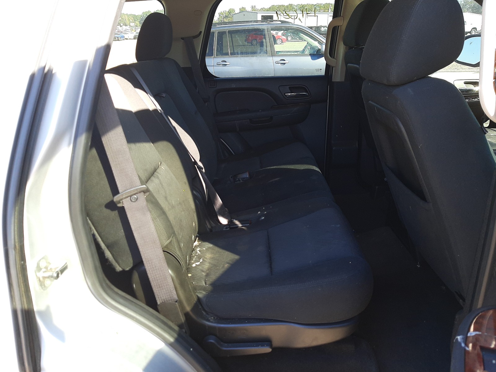 Photo 6 from auction – 2012 CHEVROLET TAHOE C150 with VIN 1GNSCAE01CR236761