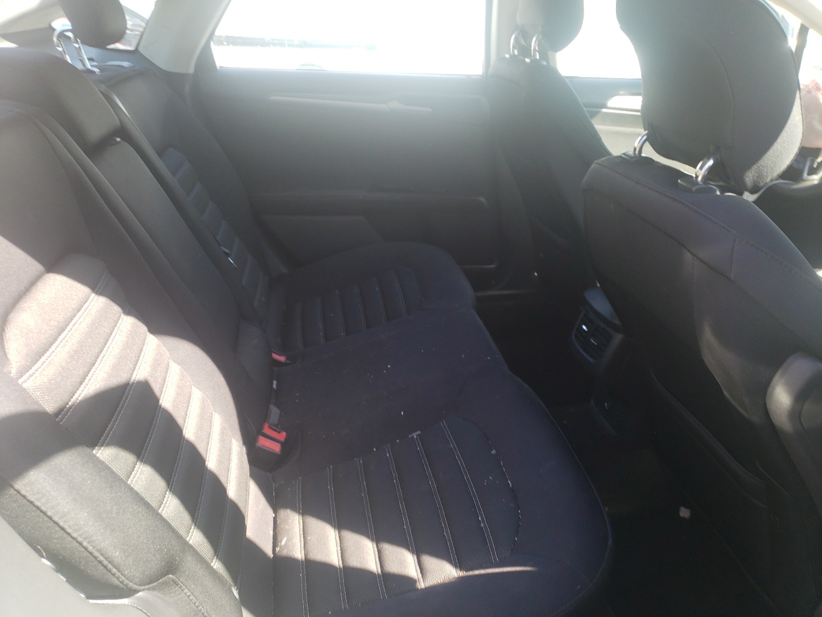 Photo 6 from auction – 2014 FORD FUSION SE with VIN 1FA6P0HD9E5394983