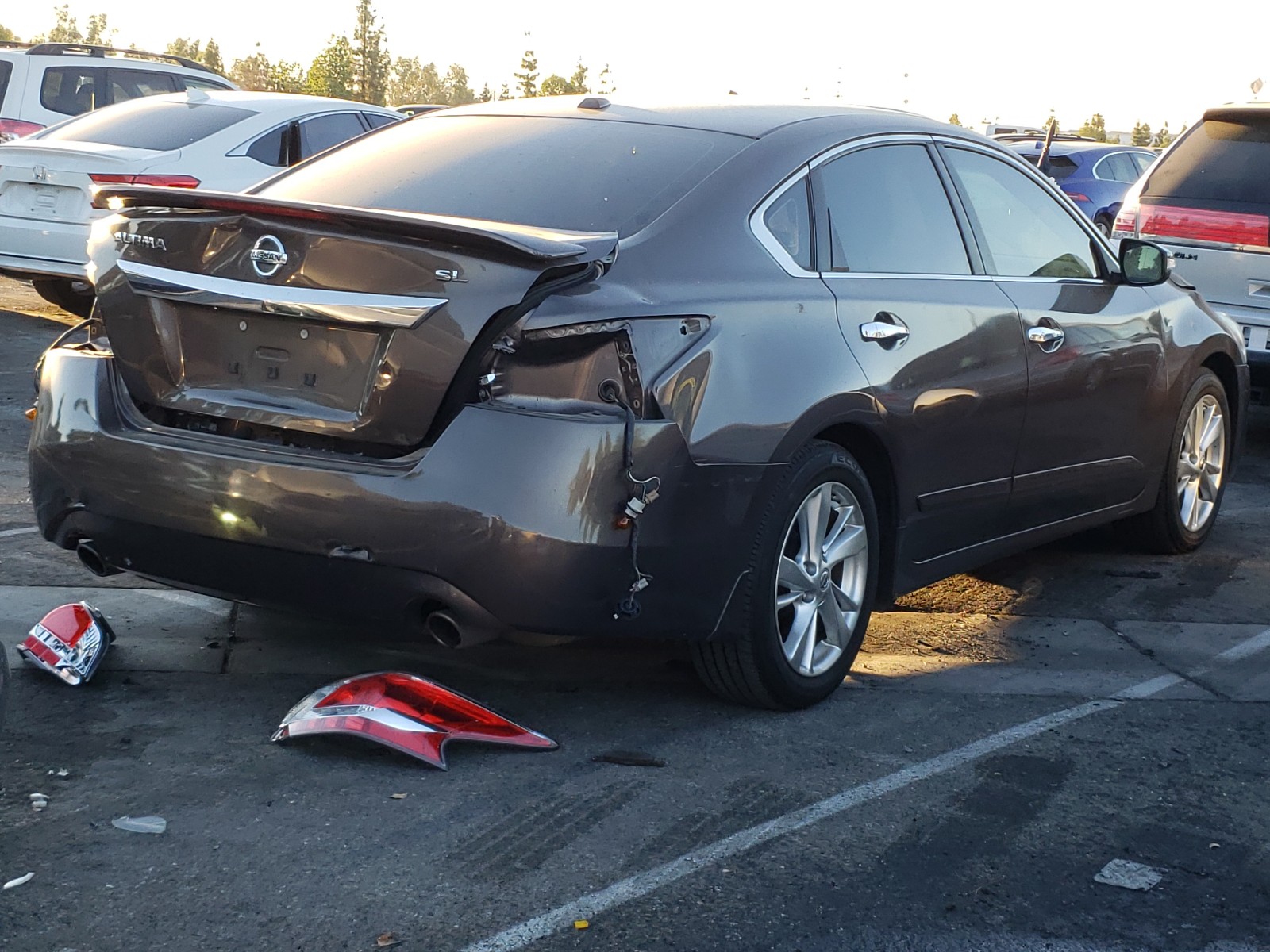 Photo 4 from auction – 2015 NISSAN ALTIMA 2.5 with VIN 1N4AL3AP3FC228399