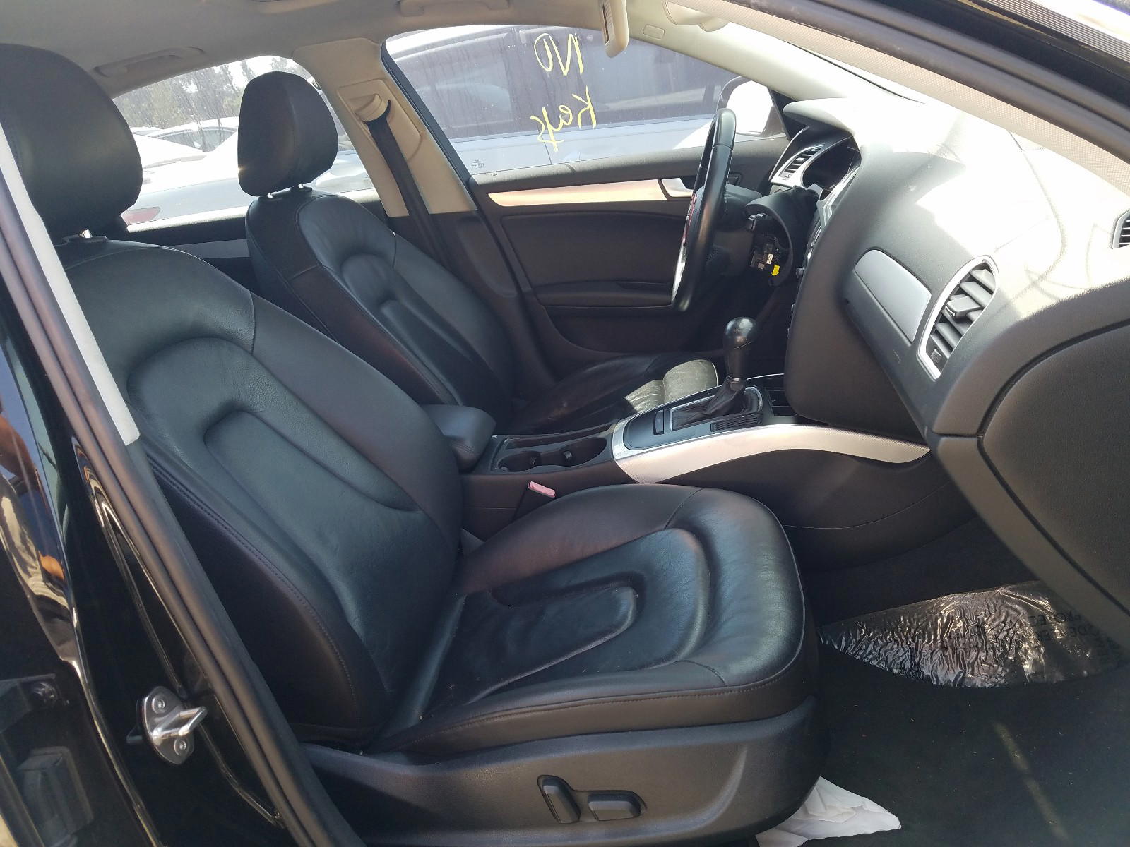 Photo 5 from auction – 2011 AUDI A4 PREMIUM with VIN WAUEFAFL8BN046917