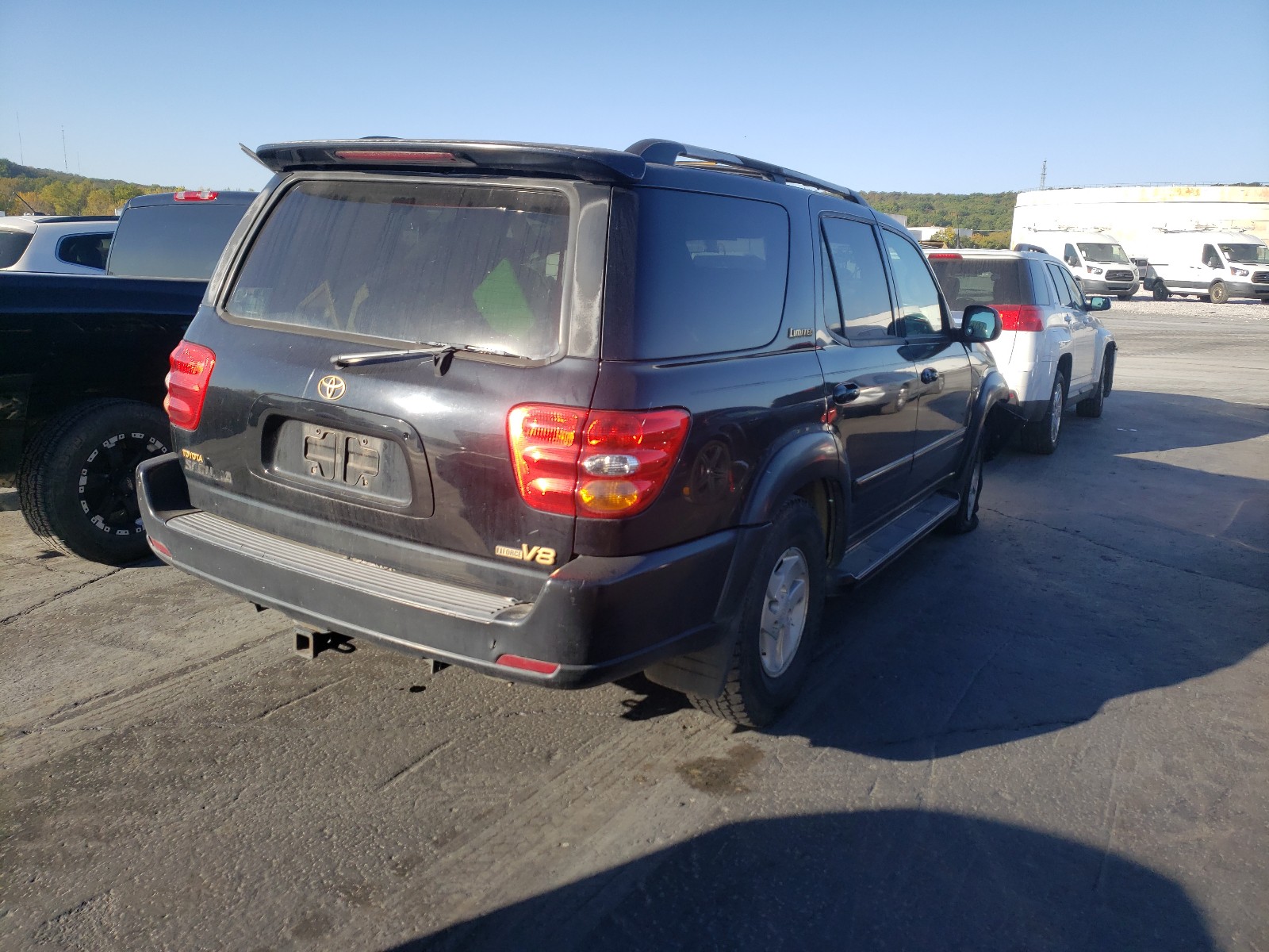 Photo 4 from auction – 2001 TOYOTA SEQUOIA LI with VIN 5TDZT38A11S050918