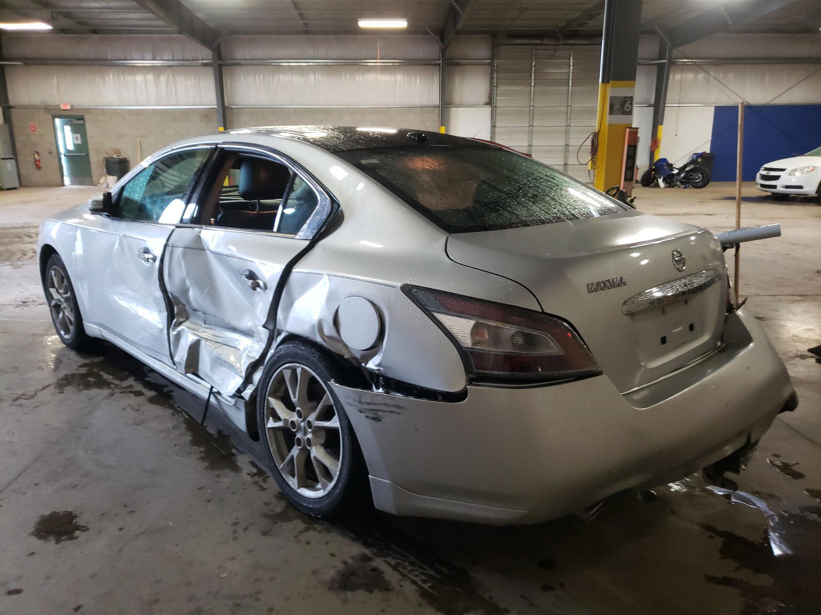 Photo 3 from auction – 2014 NISSAN MAXIMA S with VIN 1N4AA5AP9EC484885