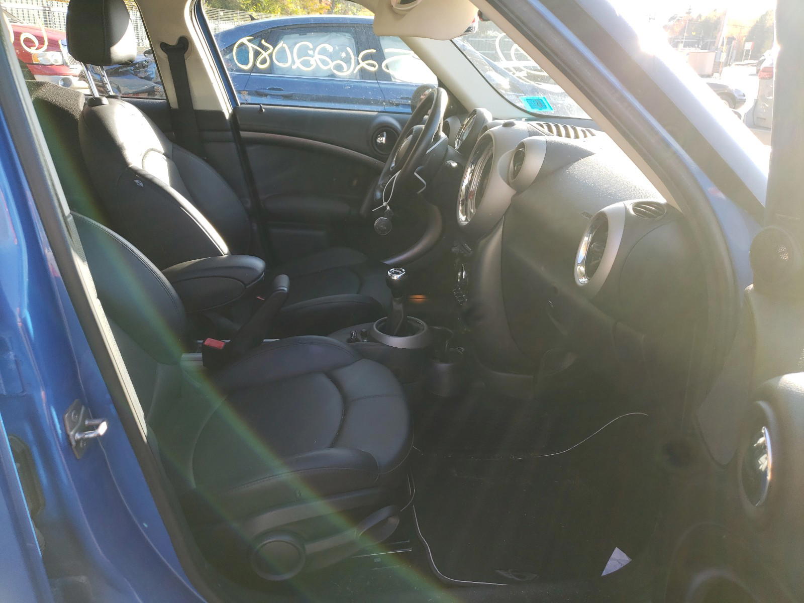 Photo 5 from auction – 2012 MINI COOPER S C with VIN WMWZC5C55CWM13016