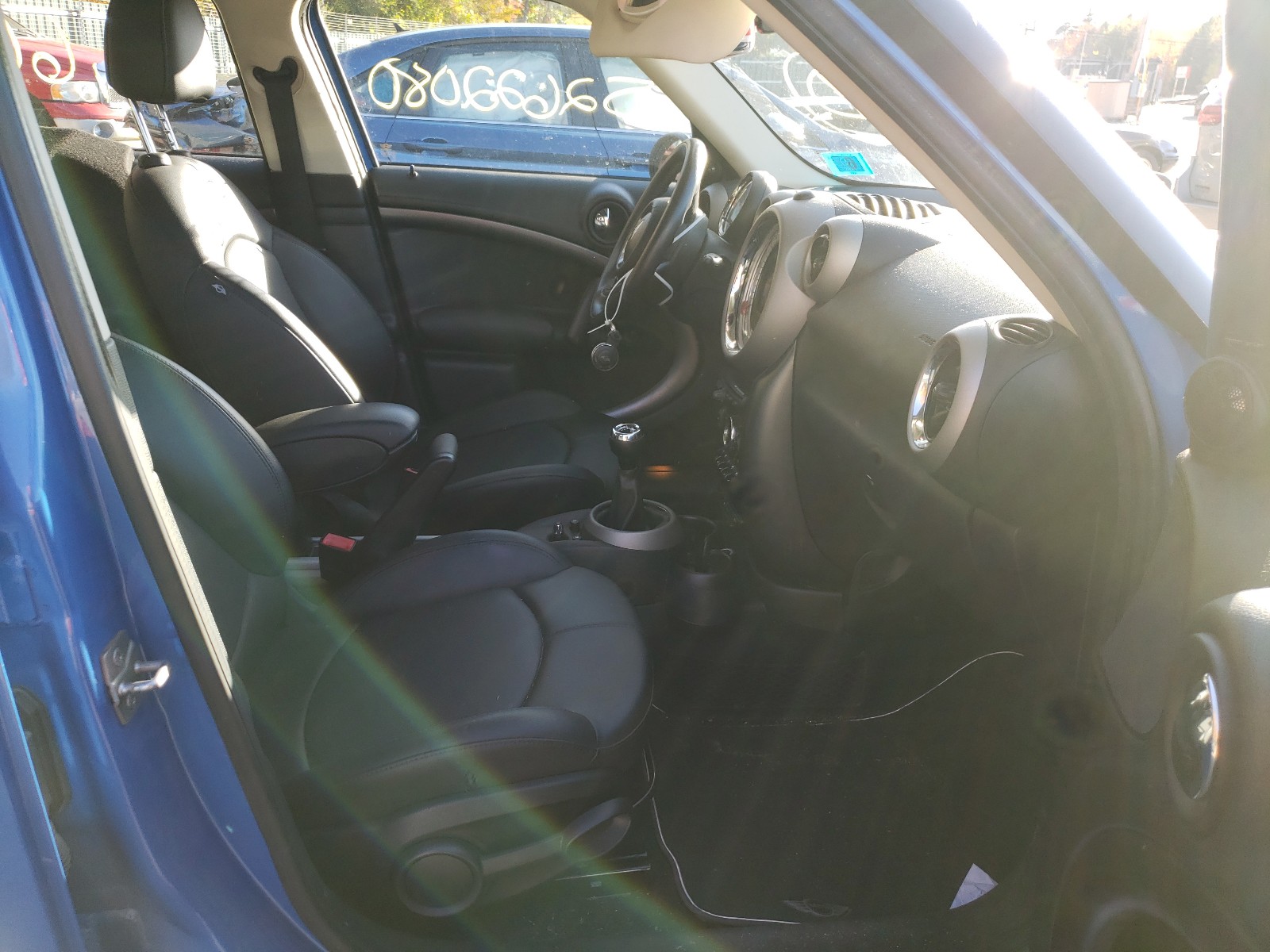 صورة رقم 5 من المزاد - 2012 MINI COOPER S C مع VIN WMWZC5C55CWM13016