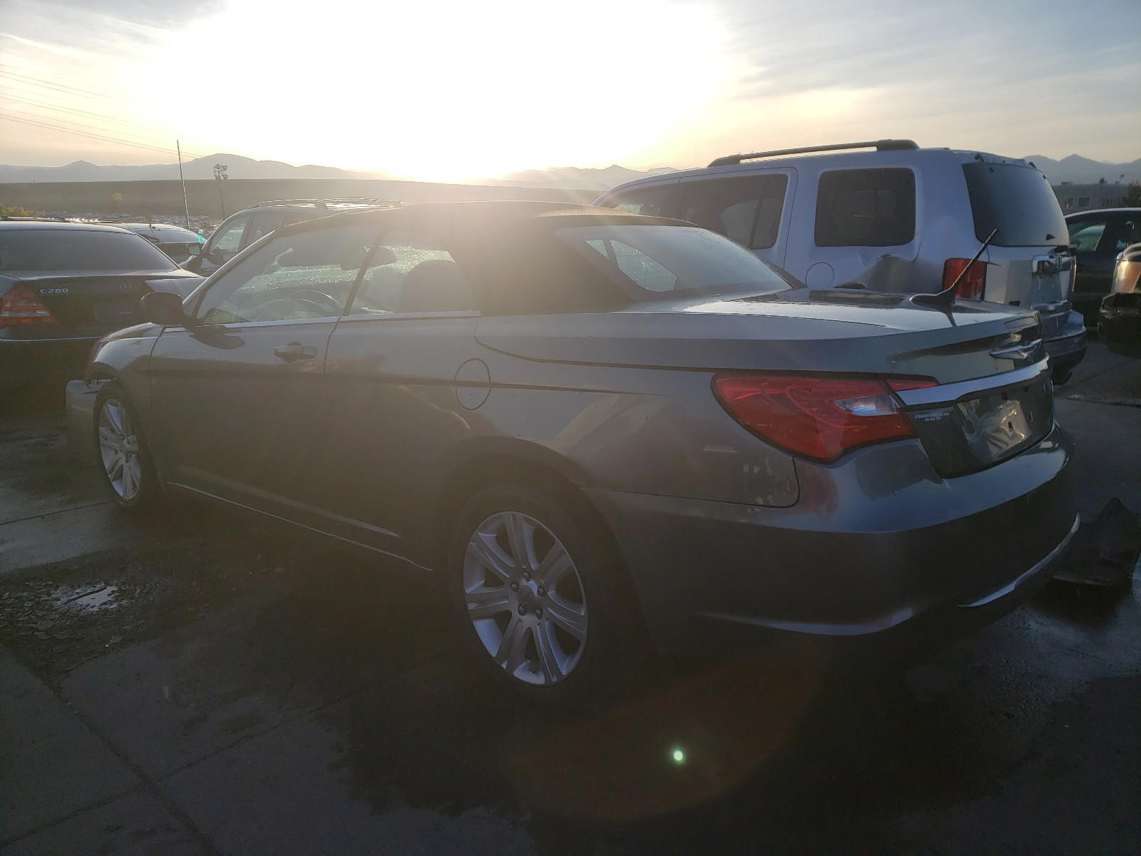 Photo 3 from auction – 2013 CHRYSLER 200 TOURIN with VIN 1C3BCBEB0DN755538