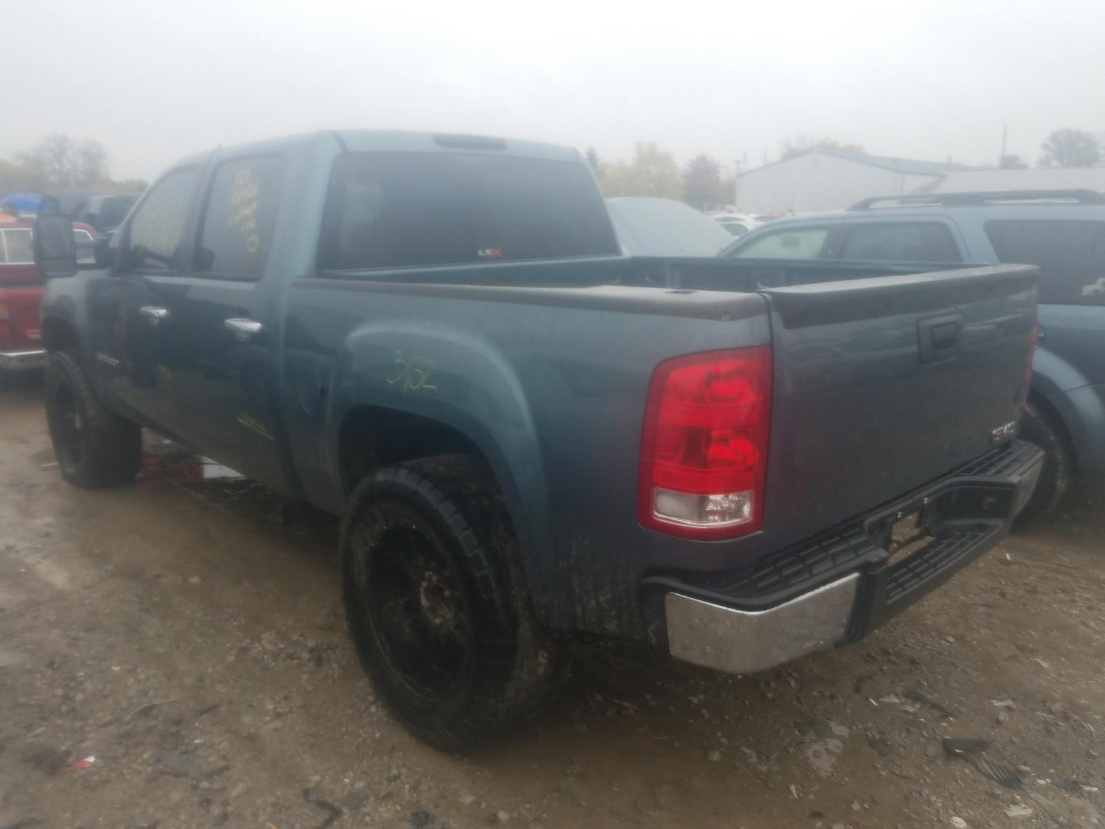 Photo 3 from auction – 2008 GMC SIERRA K15 with VIN 2GTEK13M481268554