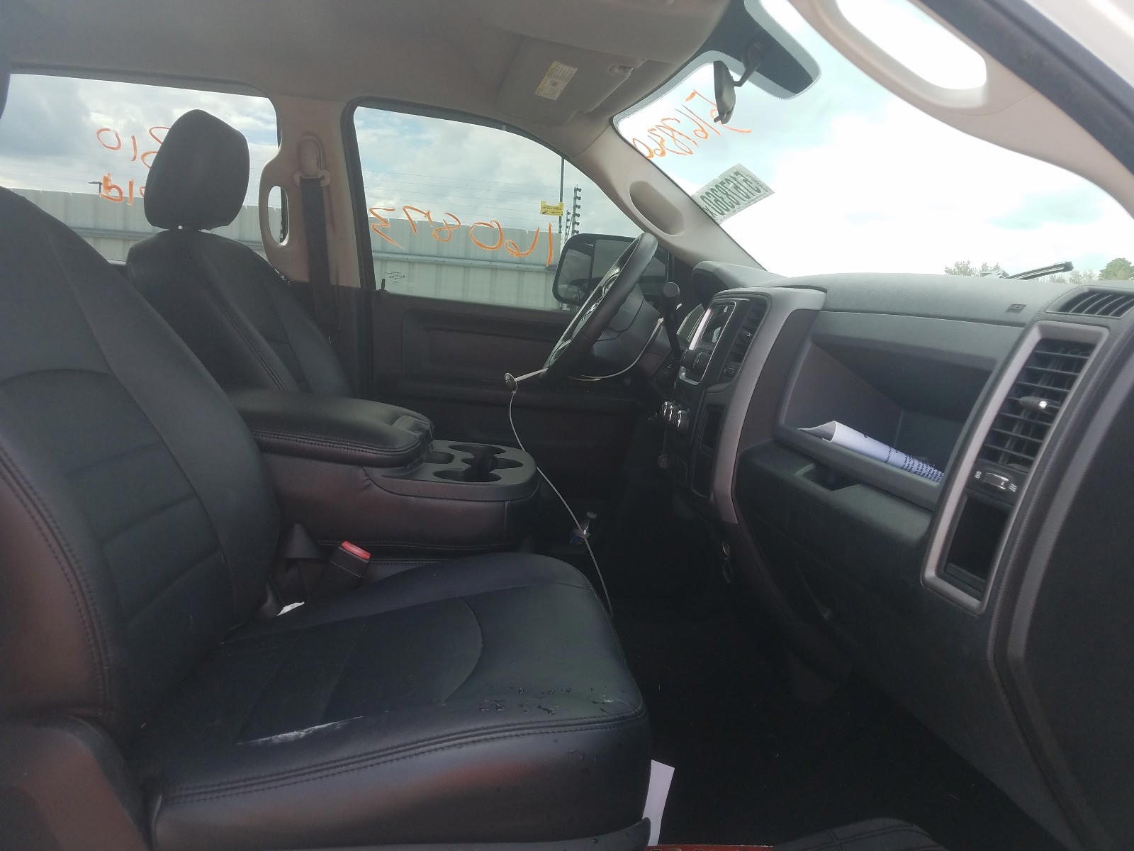 Photo 5 from auction – 2014 RAM 2500 ST with VIN 3C6UR5CL3EG163049