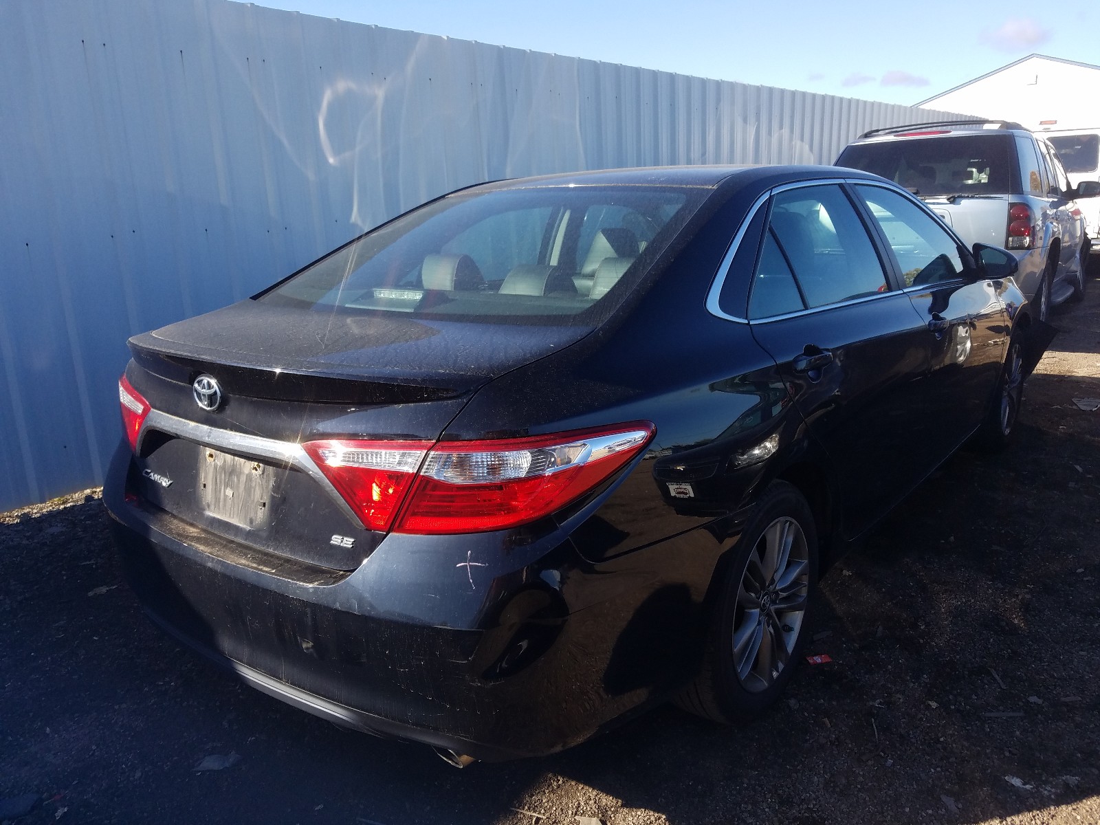 Photo 4 from auction – 2015 TOYOTA CAMRY LE with VIN 4T1BF1FK5FU071181