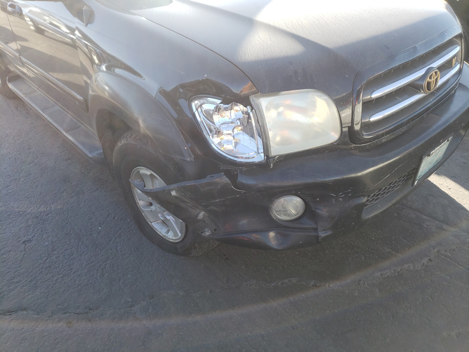 Photo 9 from auction – 2001 TOYOTA SEQUOIA LI with VIN 5TDZT38A11S050918